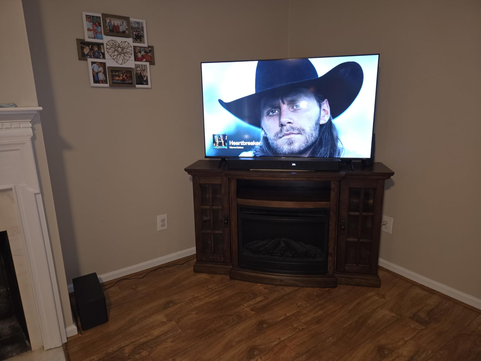 ULTIMEA Sound Bar with Wireless Subwoofer, 240W Peak Power, VoiceMX & BassMX, App Control, 2.1ch Soundbar for Smart TV, Adjustable Bass, HDMI, Optical, Bluetooth 6.0, Poseidon M30 (2026 Model) customer photo 2