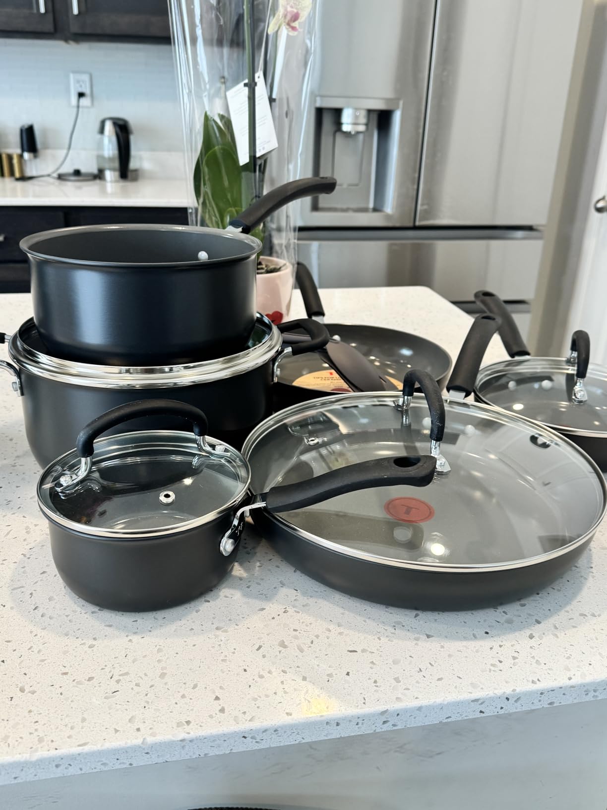 T-Fal Ultimate Hard Anodized 12-Piece Ceramic Nonstick Cookware Set, Oven Safe Up to 400°F, Ceramic Pots and Pans Set, Frying Pans, Saucepan, Stockpot, Cooking Utensils, Stone customer photo 1