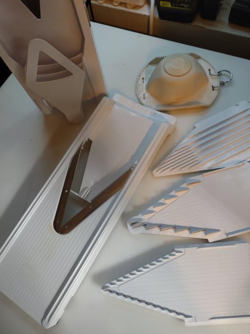 Swissmar Borner V-1001 V-Slicer Plus Mandoline 6 Piece Set customer photo 2