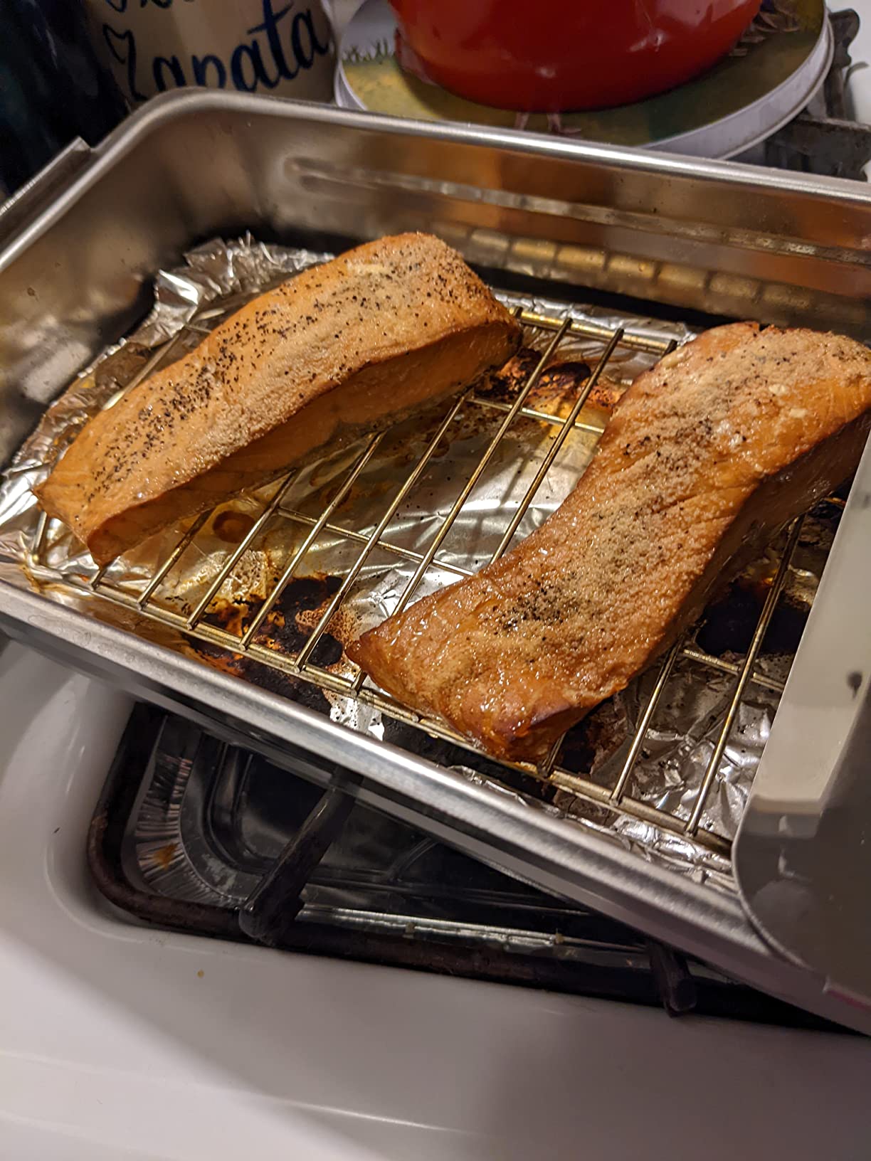 Camerons Gourmet Mini Stovetop Smoker - Stainless Steel BBQ Smoker Box w/Wood Chips & Recipes - Indoor & Outdoor Use on Any Heat for Smoking Meats, Veggies & Seafood customer photo 1