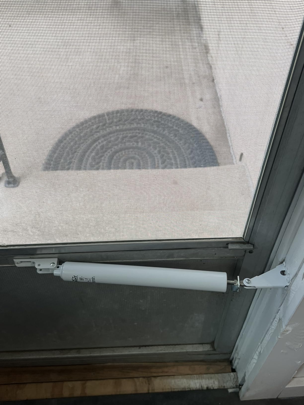 Wright Products Standard Duty Pneumatic Screen & Storm Door Closer - Adjustable Closing Speed, Quiet Operation, Easy Installation (Transitional, White) customer photo 2