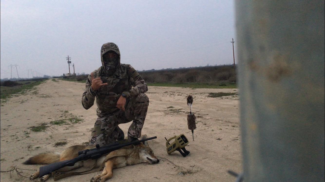 MOJO Outdoors Critter Call Decoy - Calling System for Successful Predator/Coyote Hunting customer photo 1