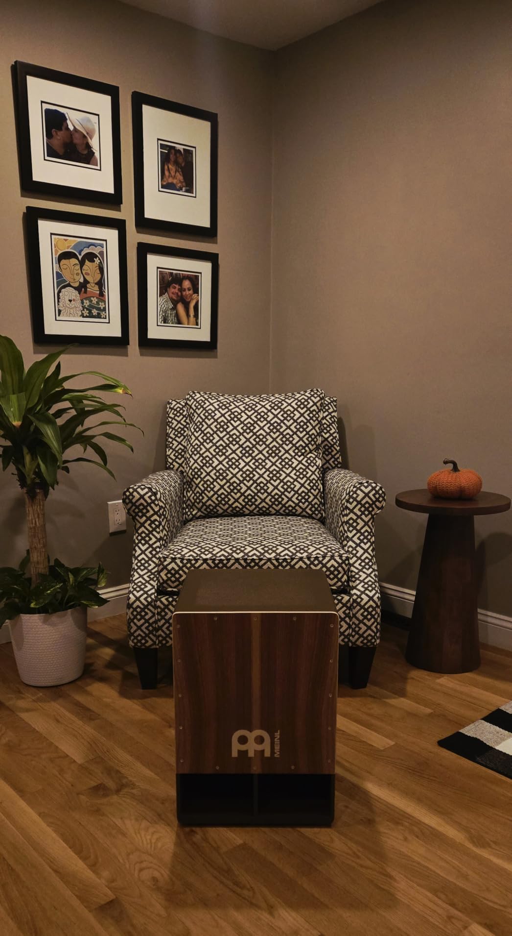 Meinl Jumbo Bass Subwoofer Cajon with Internal Snares - NOT MADE IN CHINA - Walnut Playing Surface (SUBCAJ5WN) customer photo 1