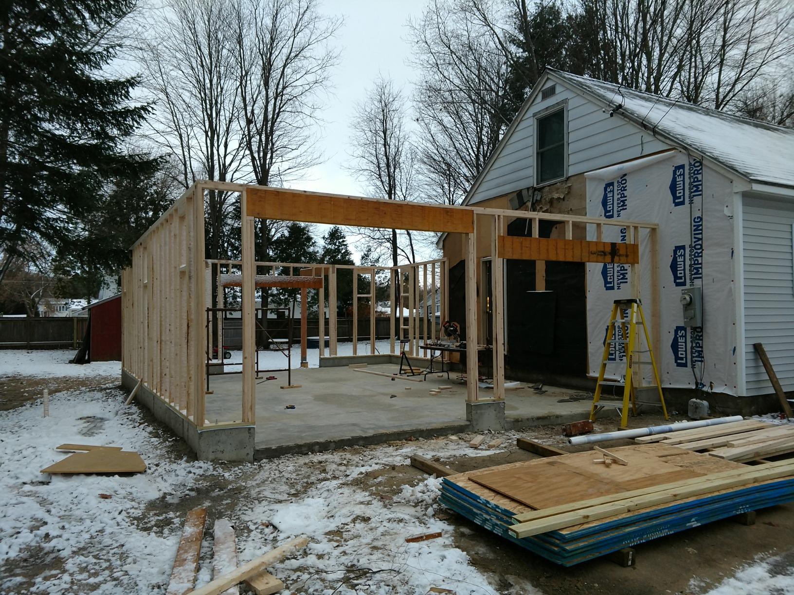 DEWALT 20V MAX XR Framing Nailer, Dual Speed, Bare Tool Only (DCN692B) customer photo 1