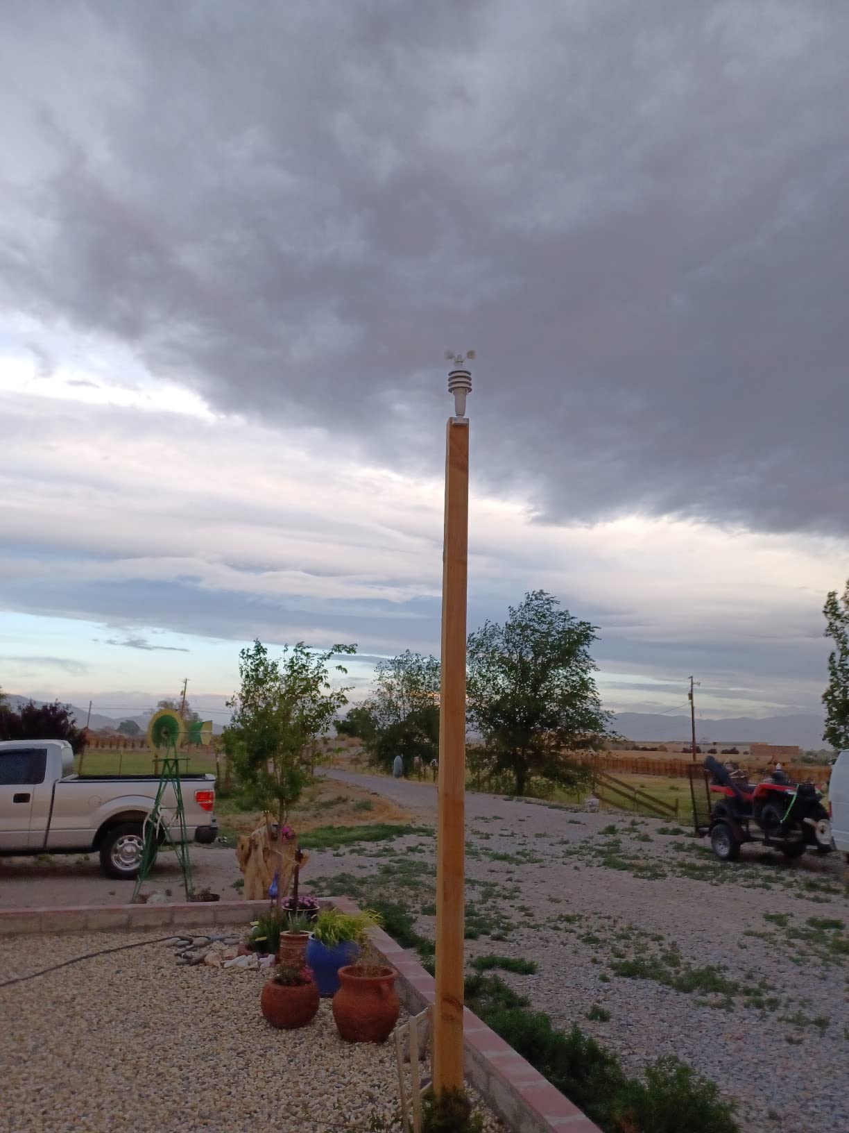 AcuRite Notos (3-in-1) Weather Station for Indoor/Outdoor Temperature, Humidity, and Wind Speed (00589M) customer photo 2
