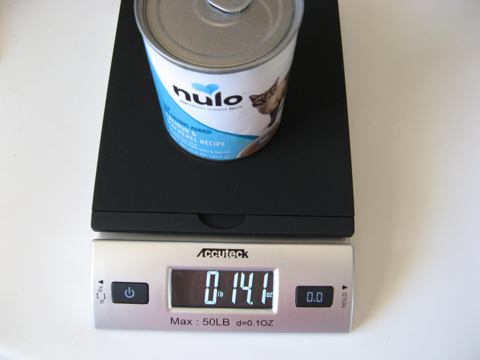 Accuteck 8250 High Accuracy Digital Shipping Scale and Postal Scale, 0.1oz Precision, 50Lb customer photo 1
