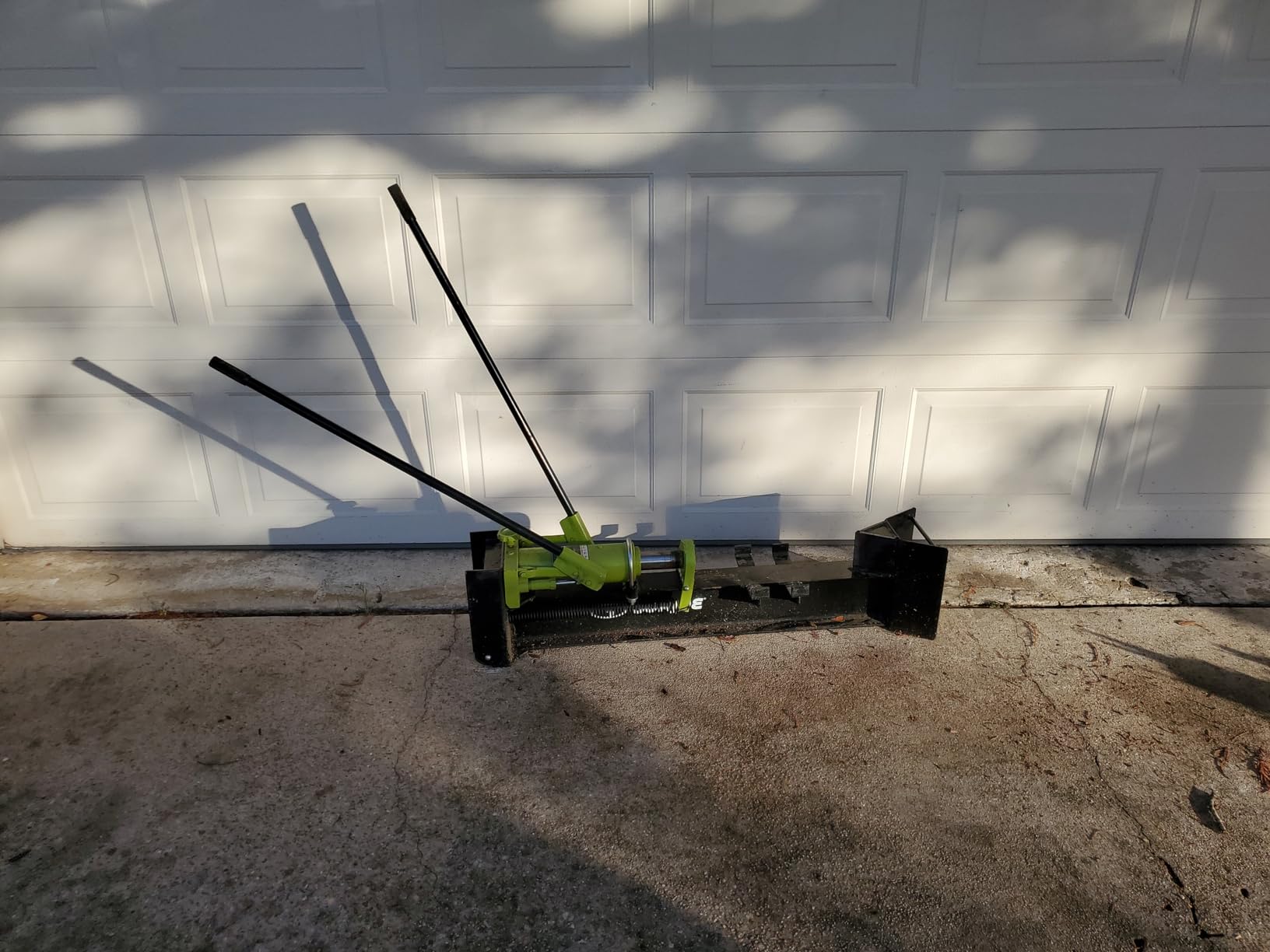 Sun Joe Cordless Manual Hydraulic Steel Beam Log Splitter, Portable and Compact, 10 Ton Capacity - LJ10M customer photo 1
