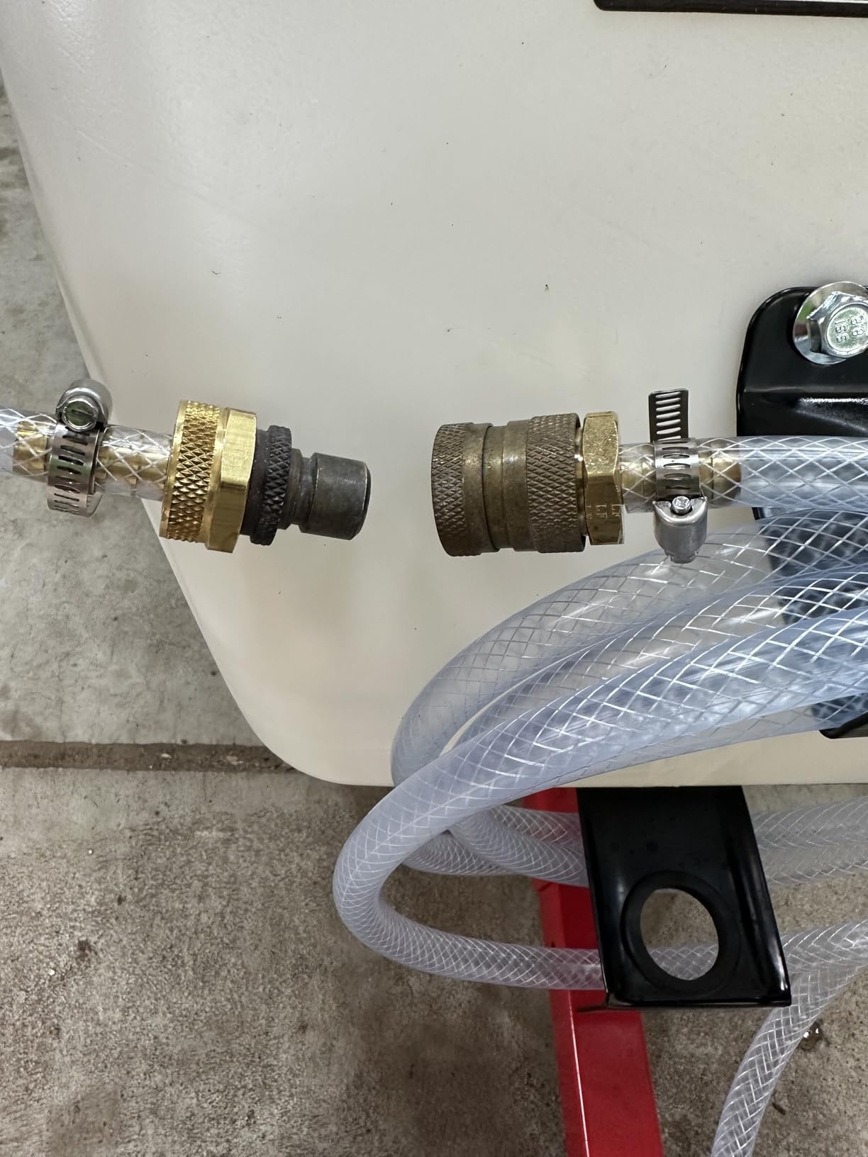NorthStar Tow-Behind Trailer Boom Broadcast and Spot Sprayer, 31-Gallon Tank, 2.2 GPM, 12V DC, 70 PSI, Spring-Loaded Breakaway Boom, NSQ Series On-Demand Pump, Model 282785 customer photo 2