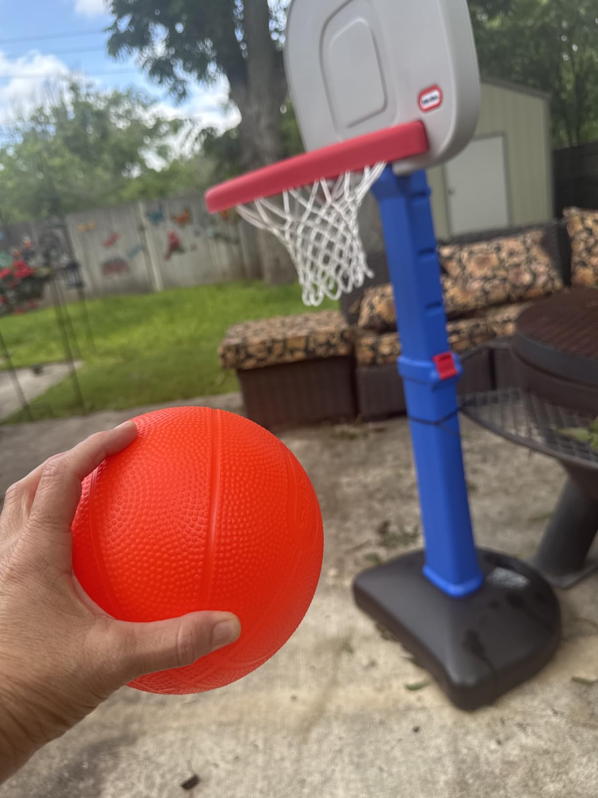 Little Tikes Easy Score Basketball Set, Blue, 3 Balls - Amazon Exclusive, 23.75 x 22 x 61 inches customer photo 2