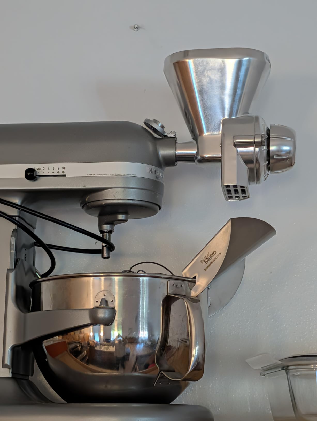 New Metro Design PC-10 Pouring Chute Compatible with KitchenAid Stand Mixer with Stainless Steel Bowl, Silver customer photo 1