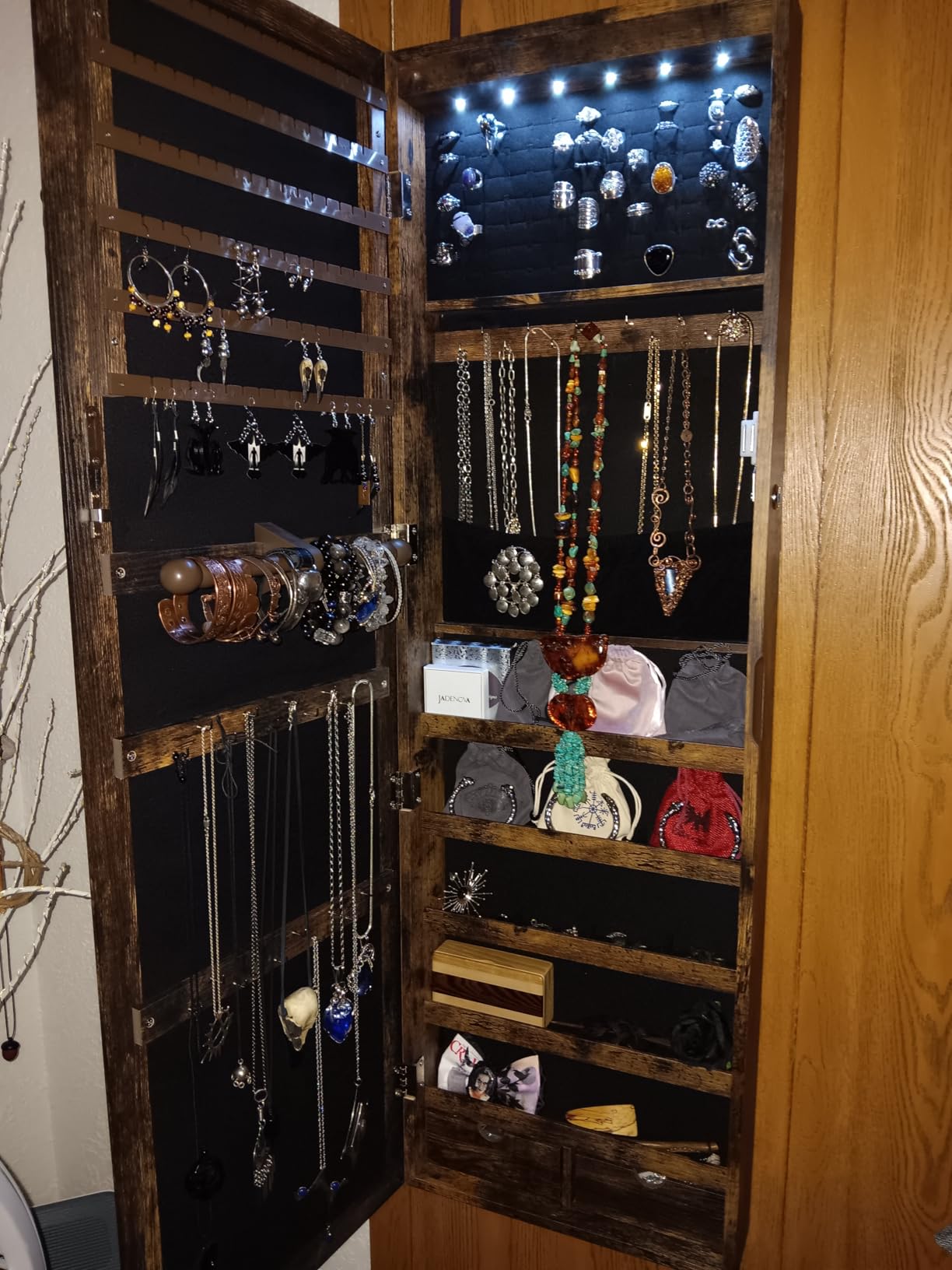 SONGMICS 6 LEDs Mirror Jewelry Cabinet, 47.2-Inch Tall Lockable Wall or Door Mounted Jewelry Armoire Organizer with Mirror, 2 Drawers, White UJJC93W customer photo 2