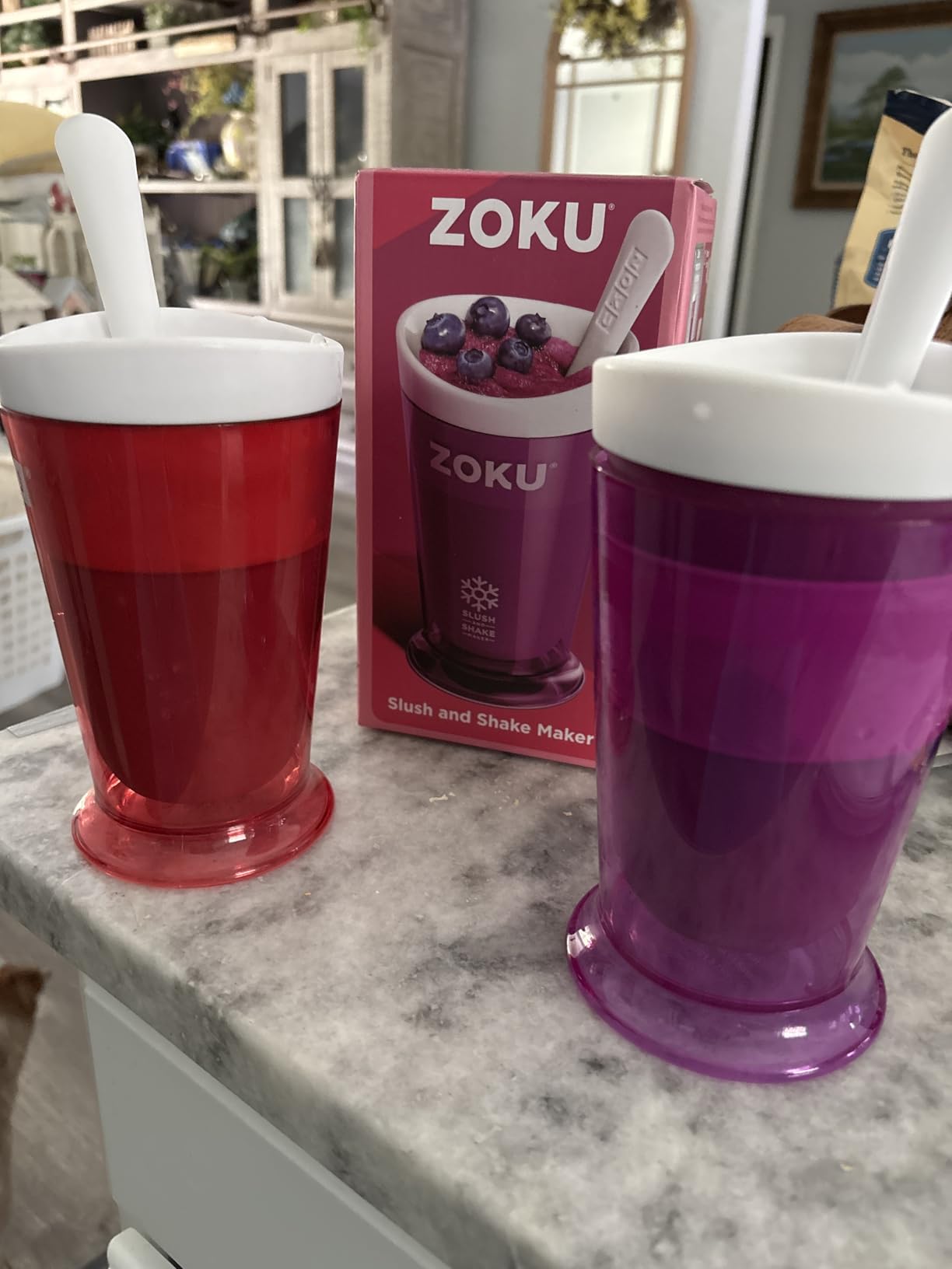 ZOKU Jumbo Slush and Shake Maker, Compact Make and Serve Cup with Freezer Core Creates Single-Serving Smoothies, Slushies and Milkshakes in Minutes, BPA-Free, Bright Blue customer photo 1