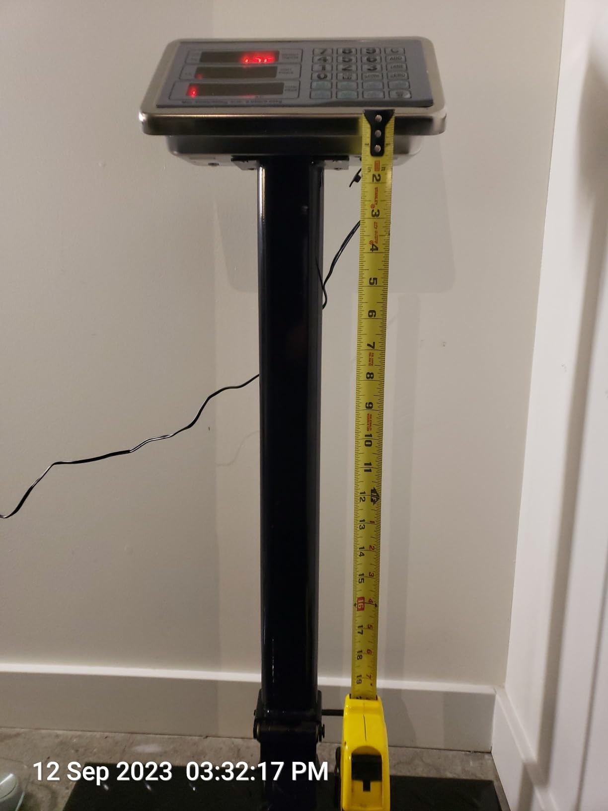 Houseables Industrial Scale, Platform Scale, 600 LB, Large, Weight Machine for Luggage, Shipping, Packages, Floor, Commercial, Heavy Duty, Box, Postal, Laundry, Warehouse, Luggage Weighing, Digital customer photo 1