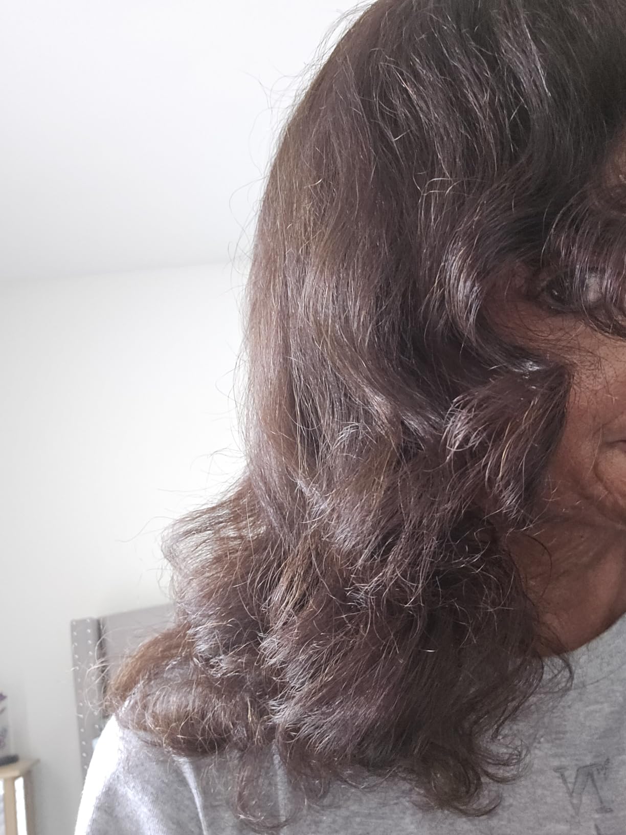 REVLON One-Step Volumizer Hair Dryer and Styler - Easy Salon-Style Blowouts - Less Frizz, More Shine, and Reduced Heat Damage, for All Hair Types and Lengths (Black) customer photo 1