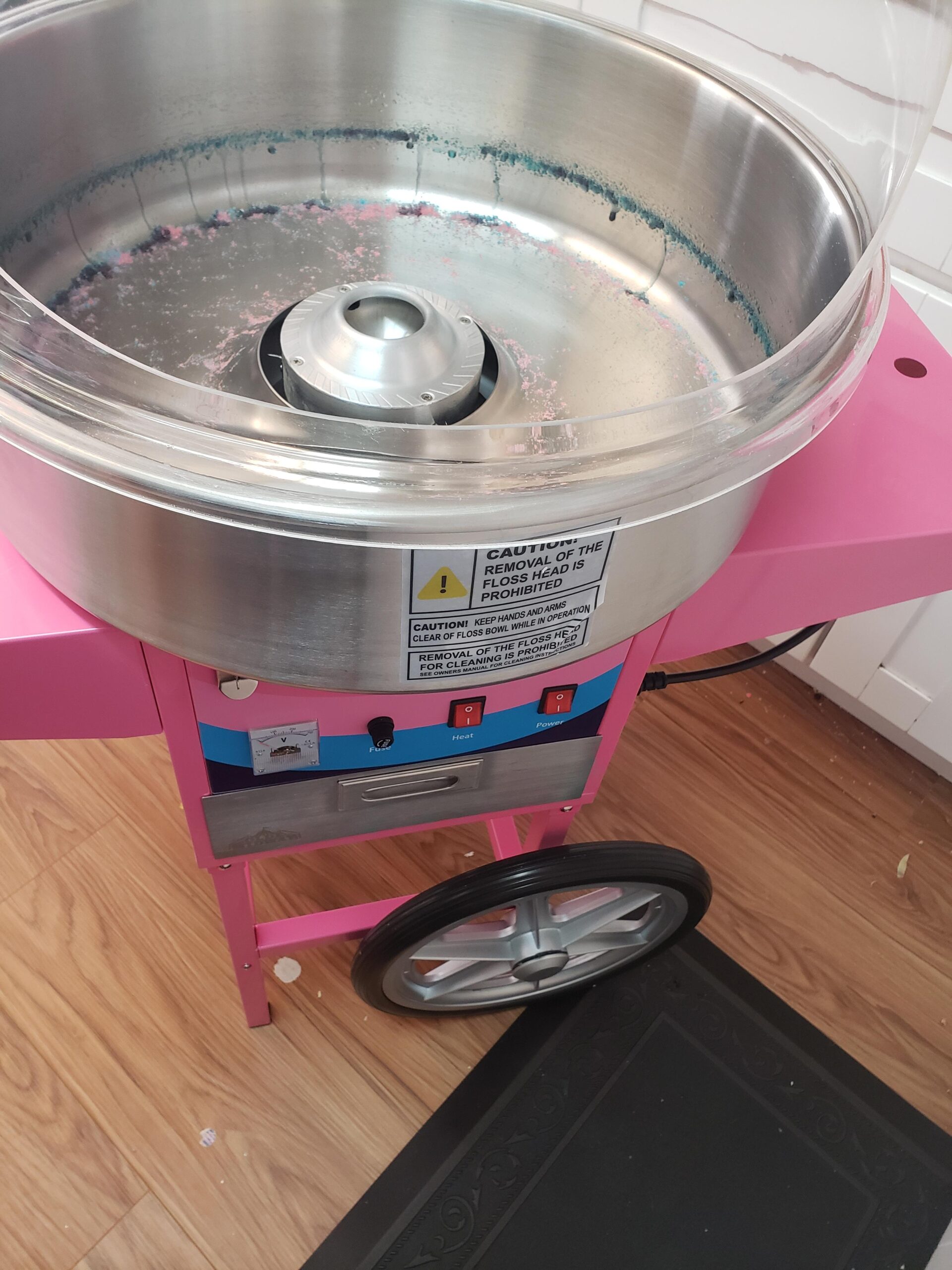 Olde Midway Cotton Candy Machine Cart, SPIN-2000 Electric Candy Floss Maker, Commercial-Grade customer photo 2