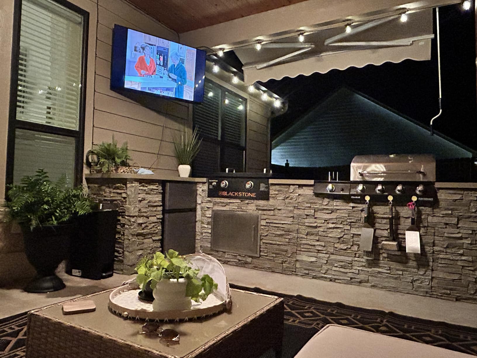 Brightech Ambience Pro Solar Powered Outdoor String Lights - 27 ft Commercial Grade Waterproof Edison Patio Lights, Shatterproof LED String Lights for Outside, Porch - 12 Bulbs, 1W Soft White customer photo 2