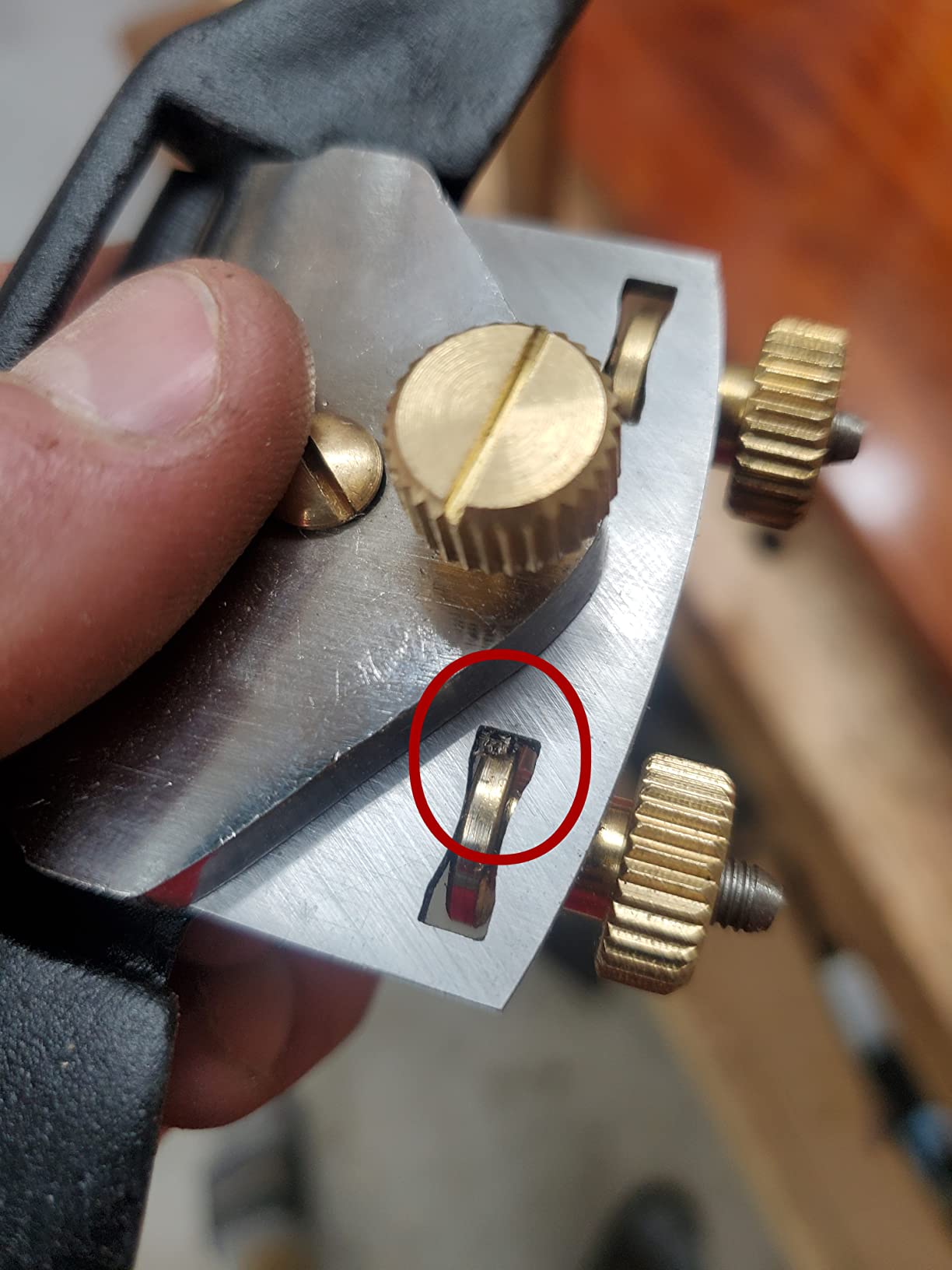 Taytools 469577 Round Bottom Curved Spokeshave Fine Adjustment 2 Inches Wide High Carbon Blade RC 55-60 9-1/2 Inches Overall customer photo 2