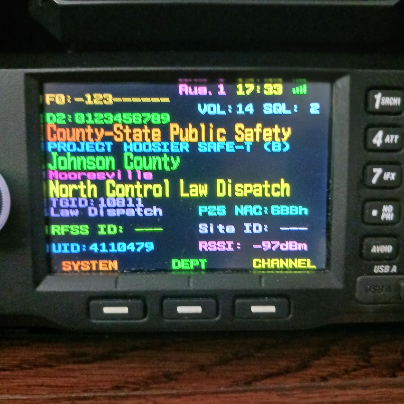 Uniden SDS200 True I/Q TrunkTracker X Base/Mobile Digital Scanner. Incredible Digital Performance. TrunkTracker X Technology Provides The Best Digital Decode Performance in The Scanner Industry. customer photo 1