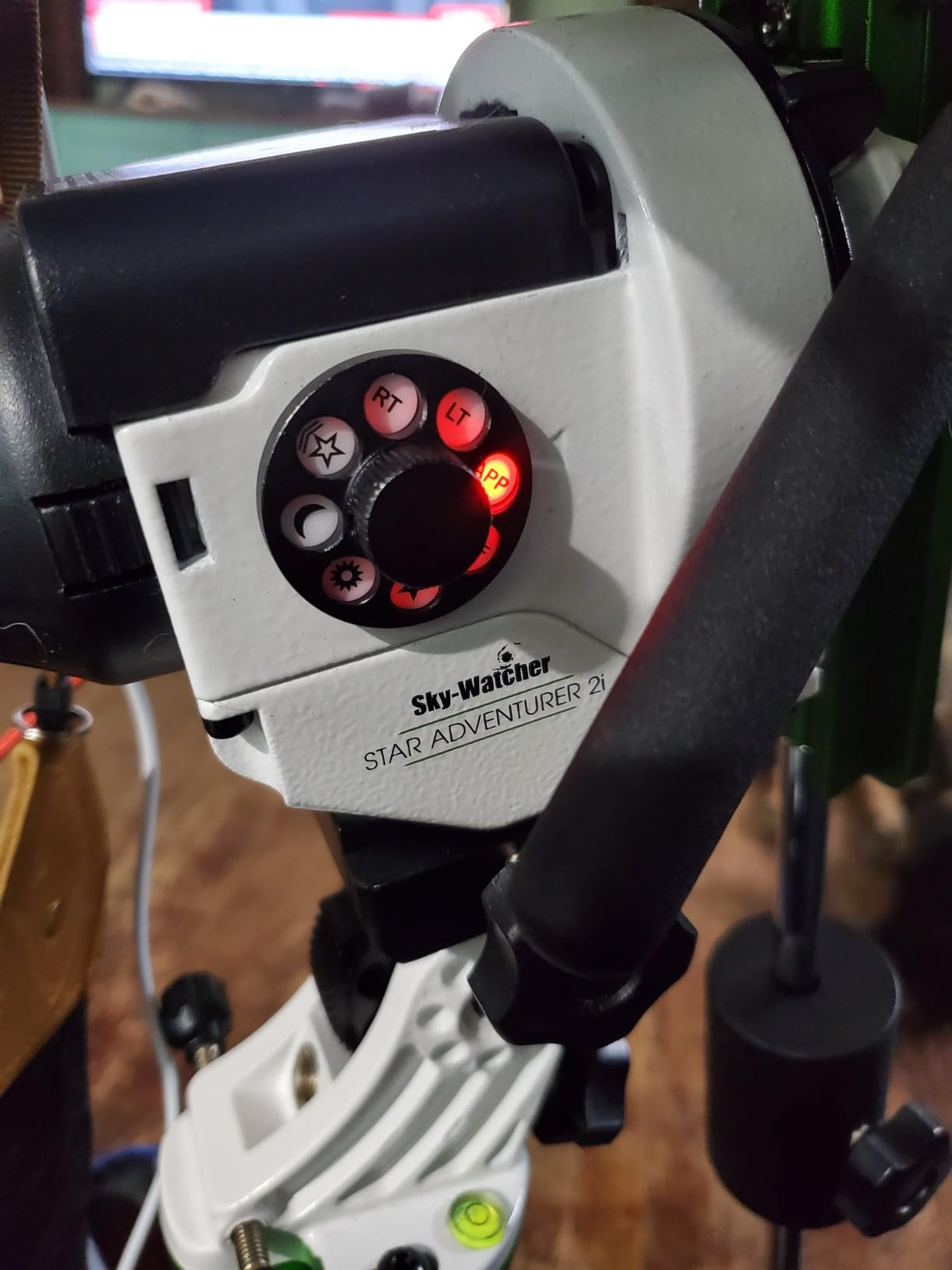 Sky-Watcher Star Adventurer 2i Pro Pack - Motorized DSLR Night Sky Tracker Equatorial Mount customer photo 2