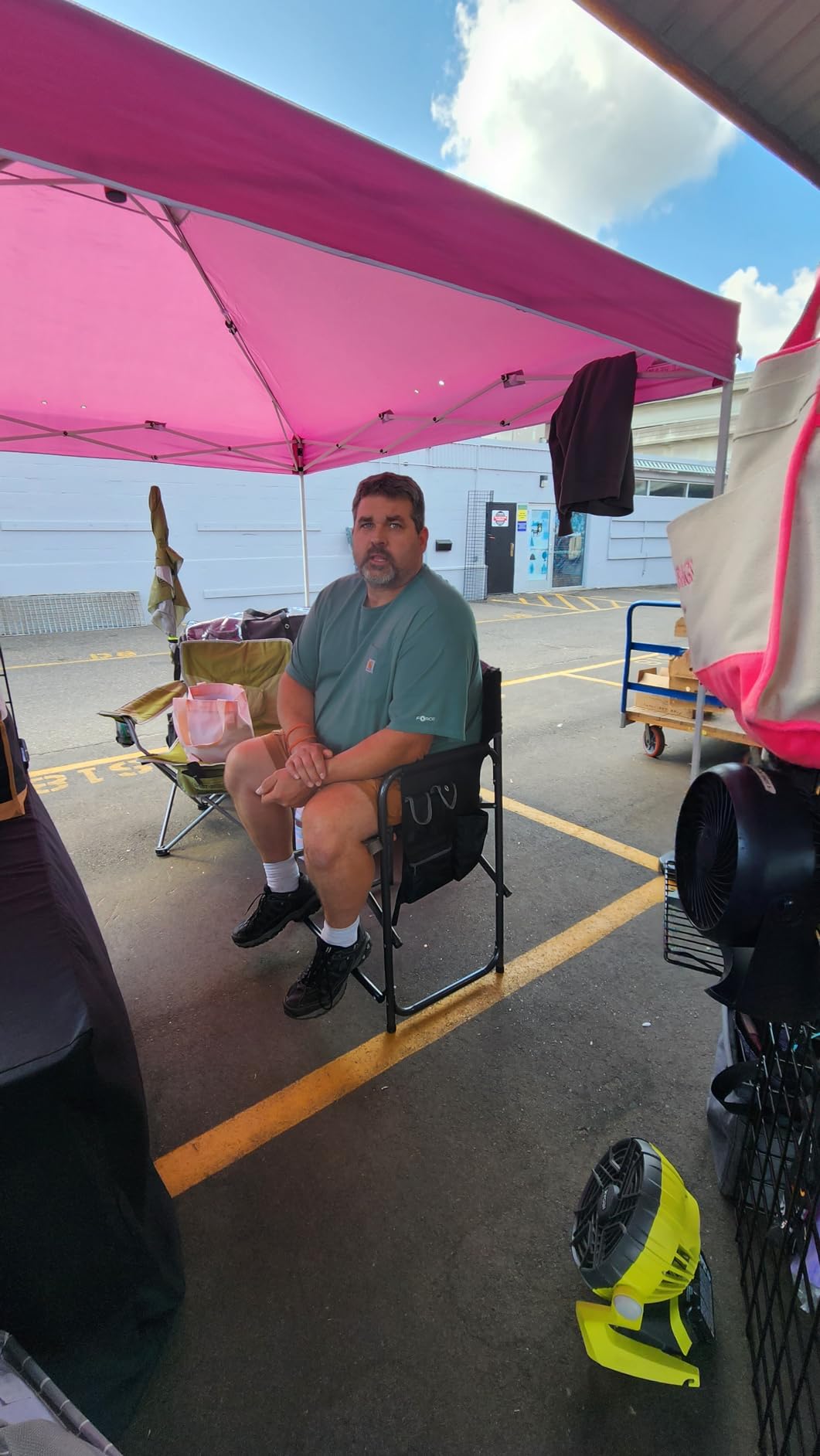EAGLE PEAK Pop Up Canopy Tent with Wheeled Carry Bag, 8 Stakes, 4 Ropes, 4 Weight Bags, Easy Set Up Tent Canopy, 10x10 ft, 100sqft of Shade, Blue customer photo 1