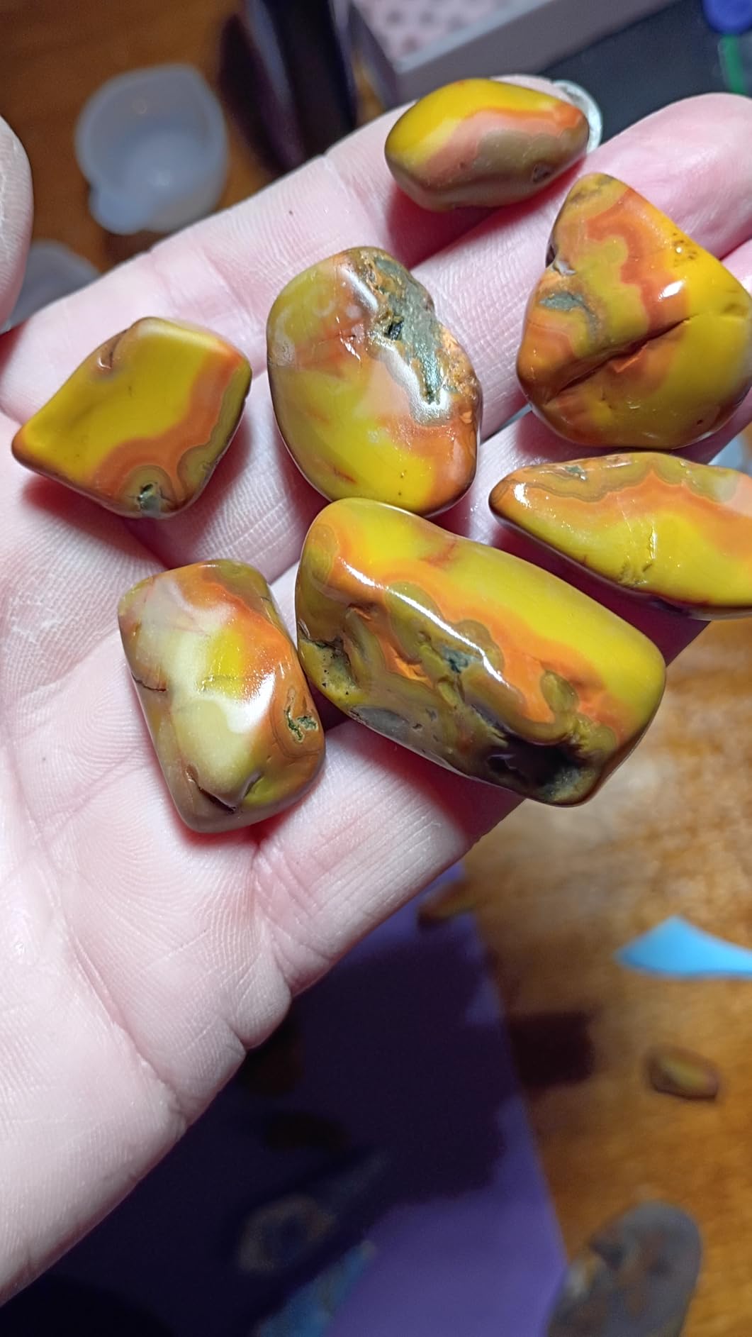 Dan&Darci Advanced Professional Rock Tumbler Kit - with Digital 9-Day Polishing Timer & 3 Speed Settings - Turn Rough Rocks into Beautiful Gems customer photo 1