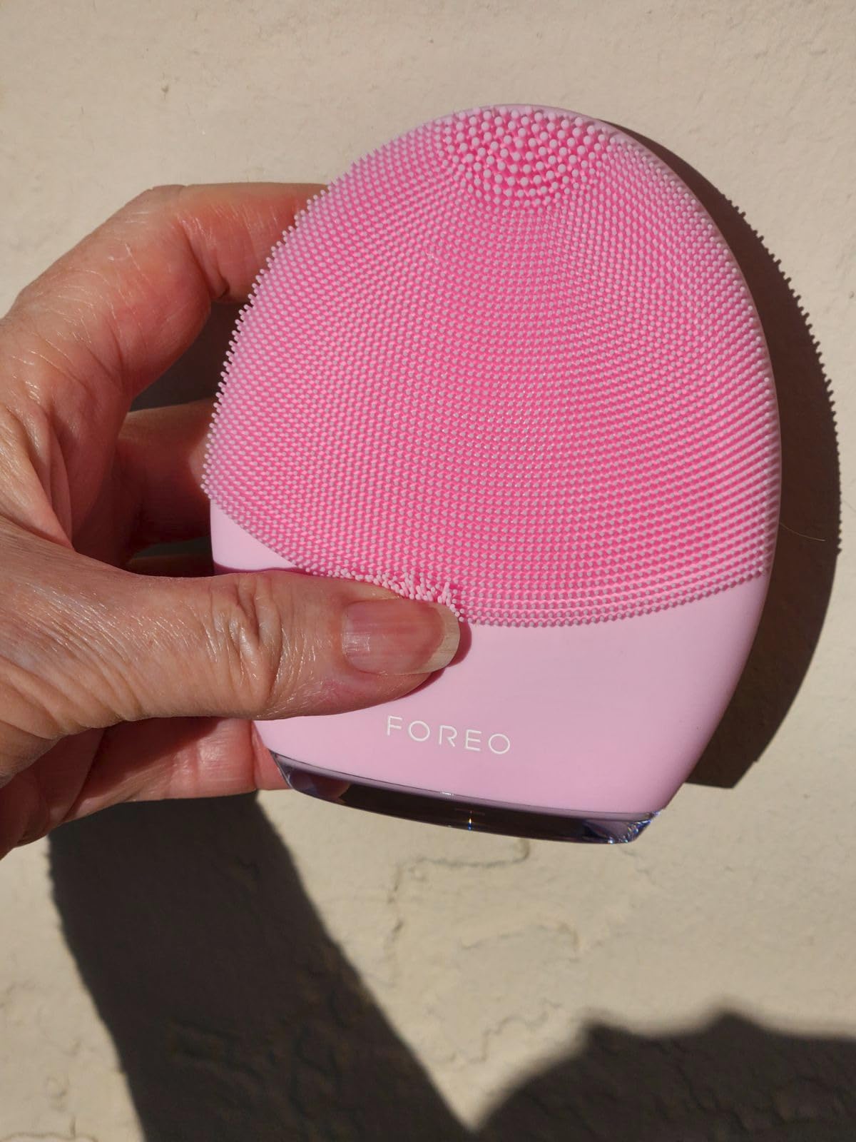 FOREO LUNA 3 Facial Cleansing Brush | Normal Skin | Anti Aging Face Massager | Enhances Absorption of Facial Skin Care Products | Waterproof customer photo 1