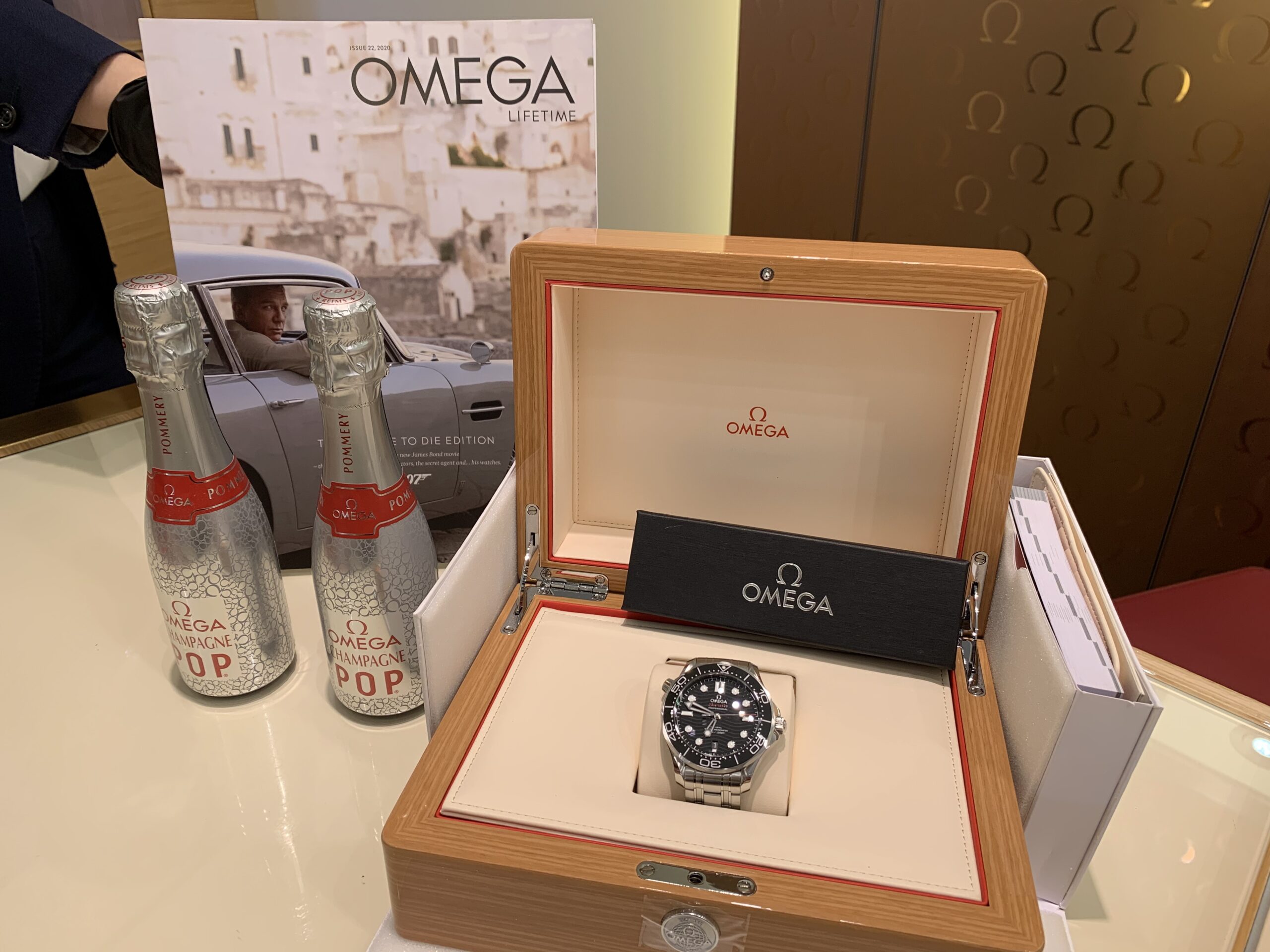 Omega Seamaster Automatic Chronometer Black Dial Men's Watch 210.30.42.20.01.001 customer photo 2
