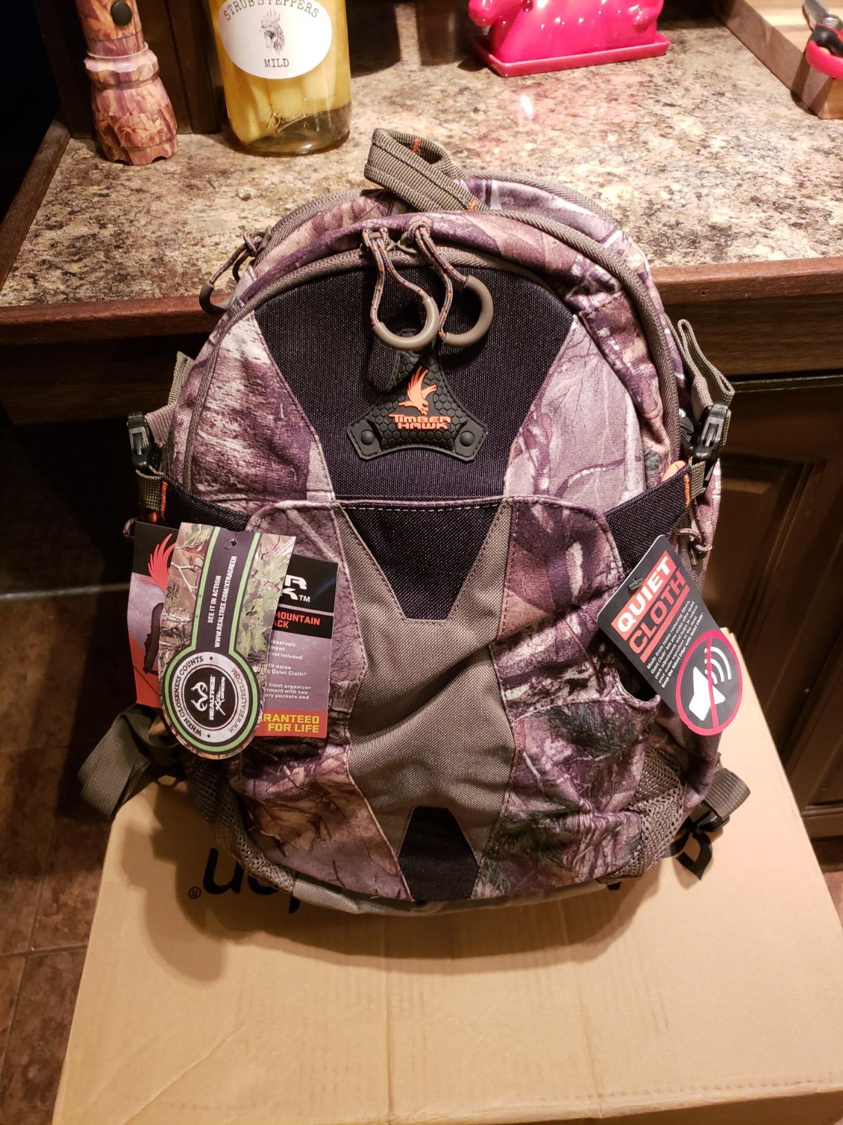Timber Hawk Big Basin Camouflage Hunting Day Pack Backpack with Quiet Cloth Technology (Realtree Edge Camo) customer photo 2