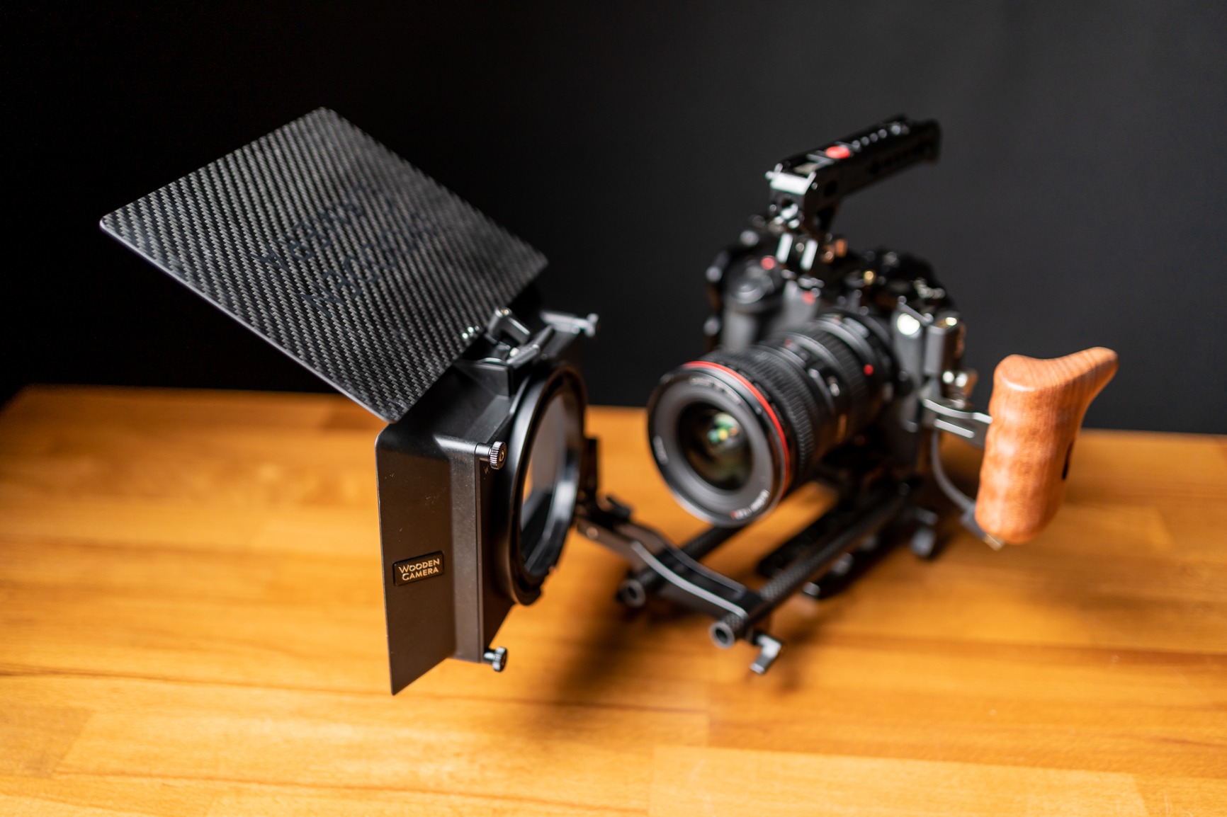 Wooden Camera Lightweight Zip Box Pro 4x5.65 Matte Box with Swing-away Bracket, Interchangeable Mounting Backs System, Supports Up to Three Filters, Mounts on 15mm LW Rods customer photo 1