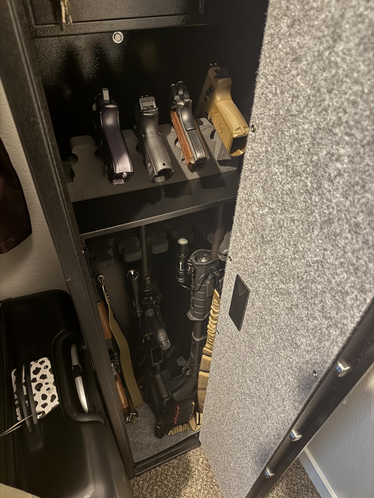 BBRKIN Large Rifle Safe, Long Gun Safe for Rifle Shotgun for Home, Quick Access 5-6 Gun Storage Cabinet with a Handgun Lock Box and a Removable Shelf, Silent Mode customer photo 2