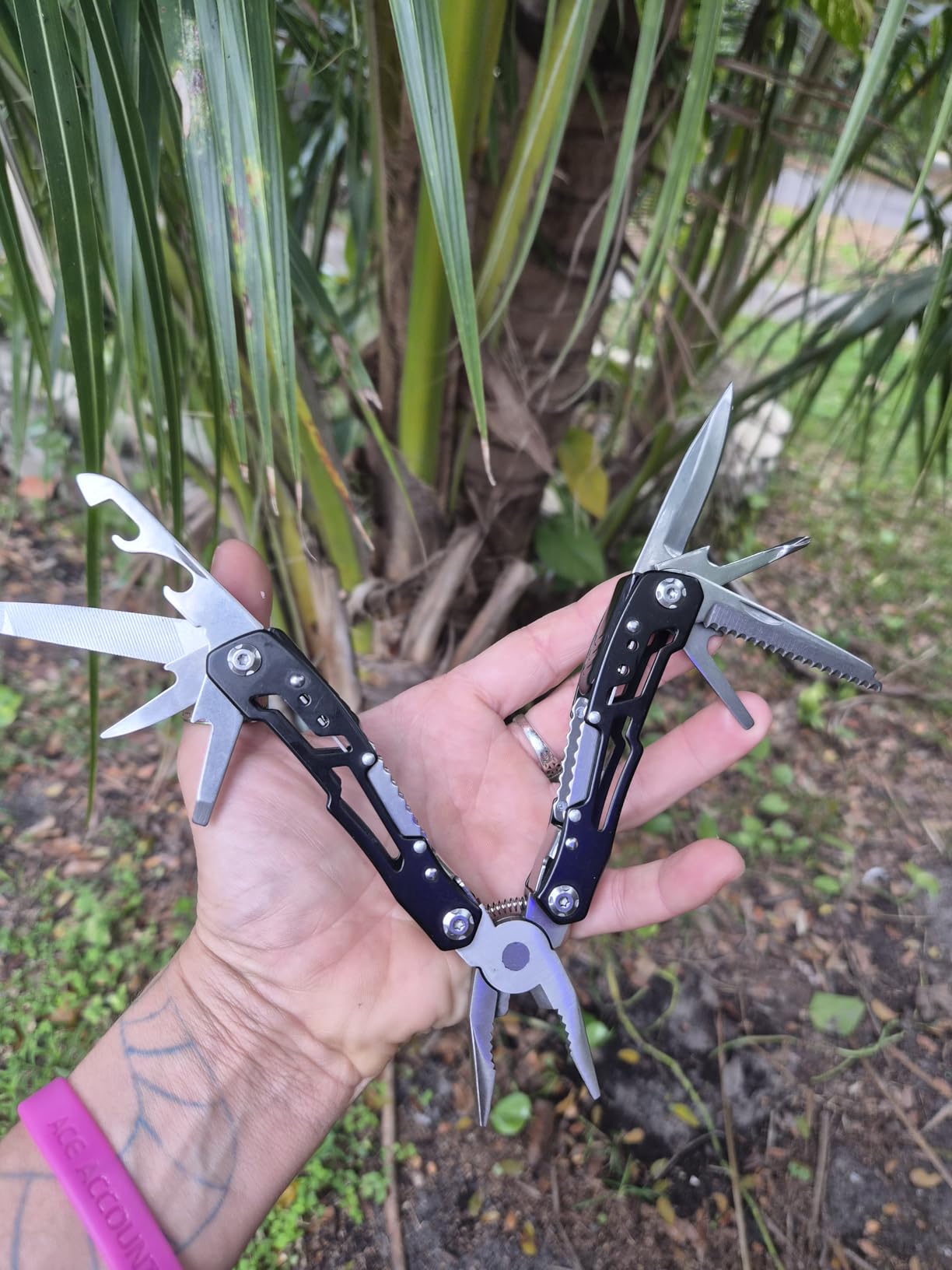 14-In-1 Multitool with Safety Locking, Professional Stainless Steel Multitool Pliers Pocket Knife, Bottle Opener, Screwdriver with Nylon Sheath, Apply to Survival, Camping, Hunting and Hiking customer photo 1