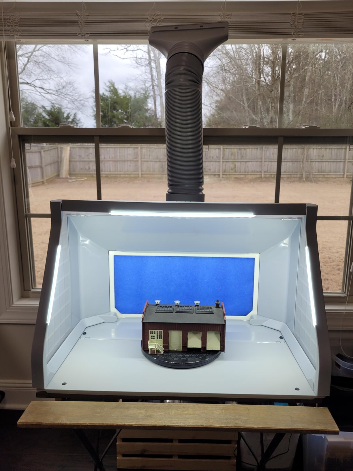Professional Airbrush Spray Booth with 3 LED Light Turn Table Large Capacity Portable Paint Spray Booth for Cake Hobby Model Airplane Crafts Painting customer photo 1