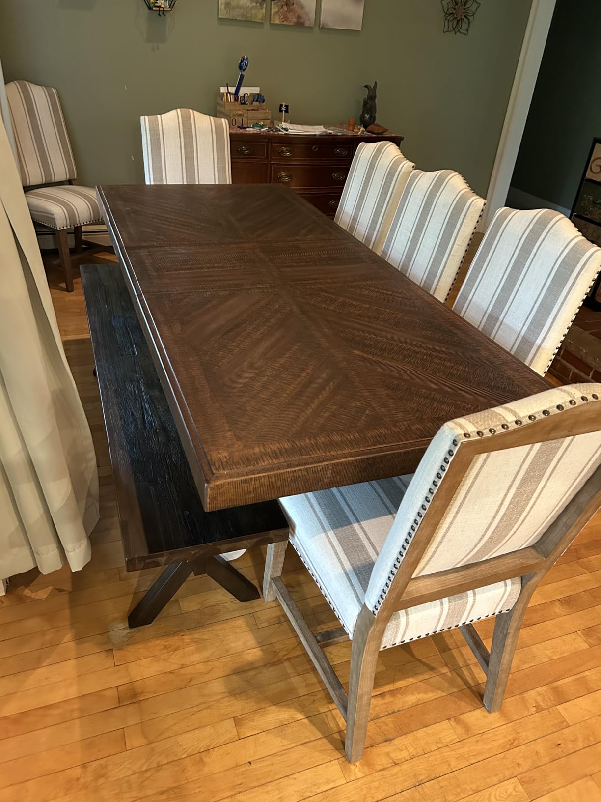 Signature Design by Ashley Valebeck Extendable Dining Room Table, Rustic Farmhouse Dining Table with Leaf Extension, Seats Up to 8, Vintage White/Brown customer photo 1