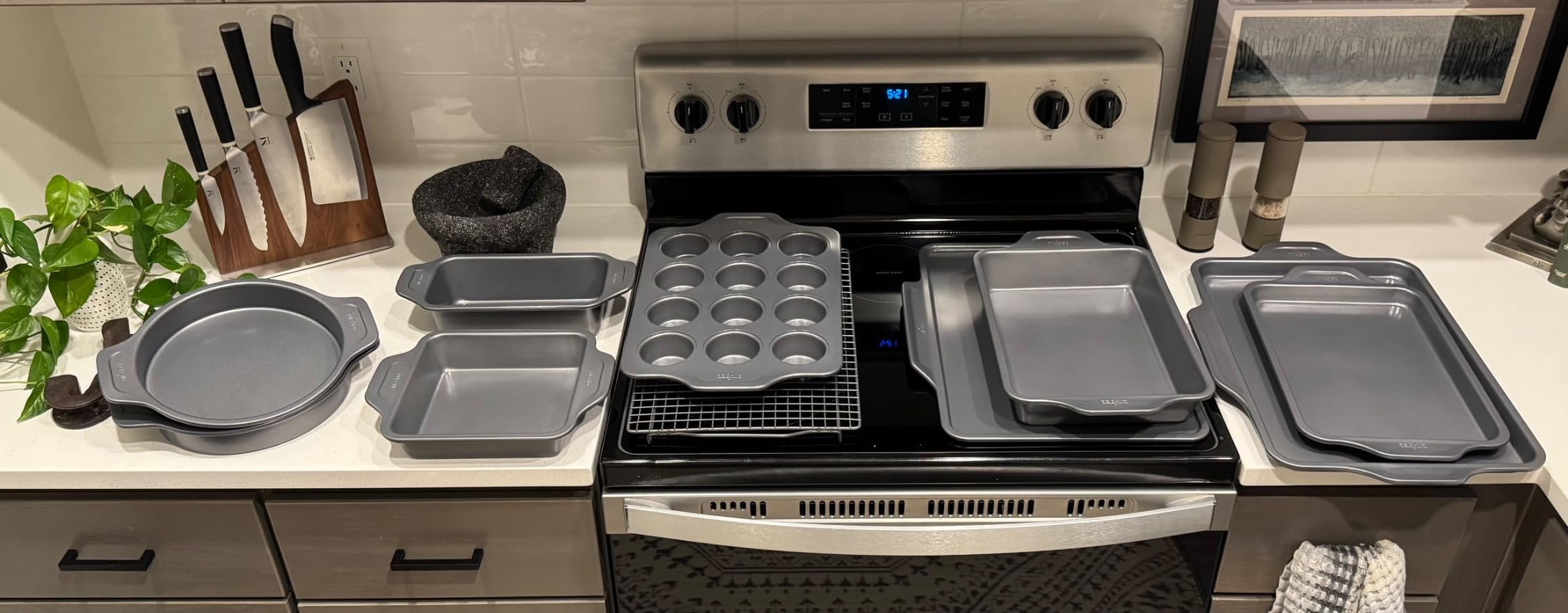 All-Clad Pro-Release Nonstick Bakeware Set 10 Piece Oven Safe 450F customer photo 1