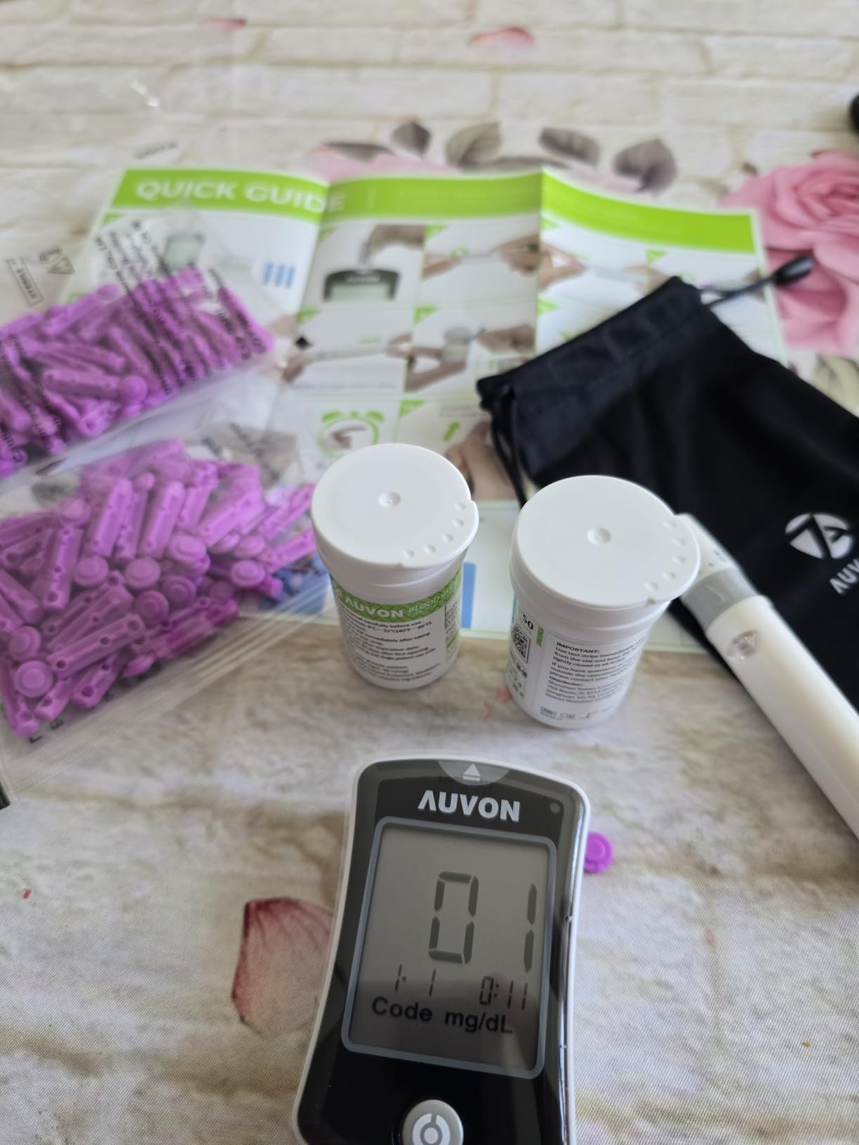 AUVON Blood Glucose Monitor Kit for Accurate Test, Diabetes Testing Kit with 100 Glucometer Strips, 100 30G Lancets and Lancing Devices, DS-W Portable Sugar Test Kit, No Coding customer photo 2