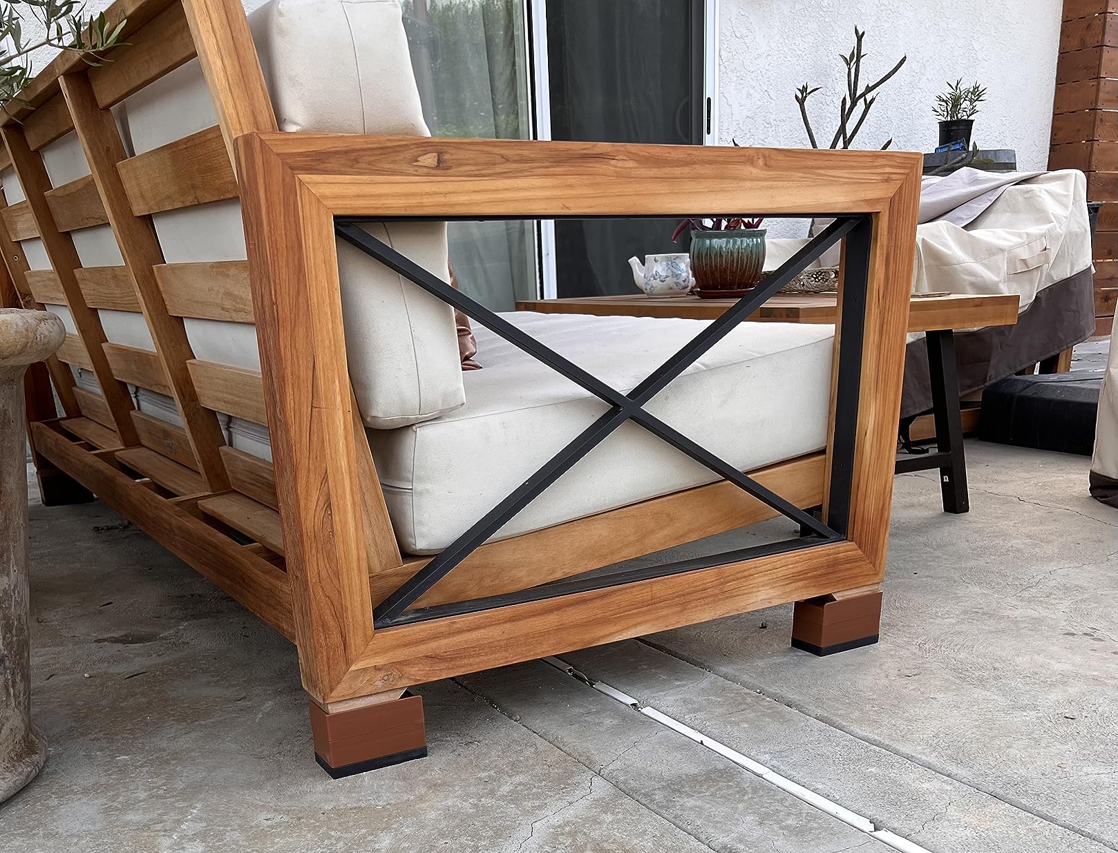 SAFAVIEH Couture Outdoor - Andros Sofa - Brown & Beige - Brazilian Teak Wood - Slatted Design with Removable Cushions - Ideal for Patio, Deck, Porch, Backyard, 16 Seat Height (CPT1010A) customer photo 2
