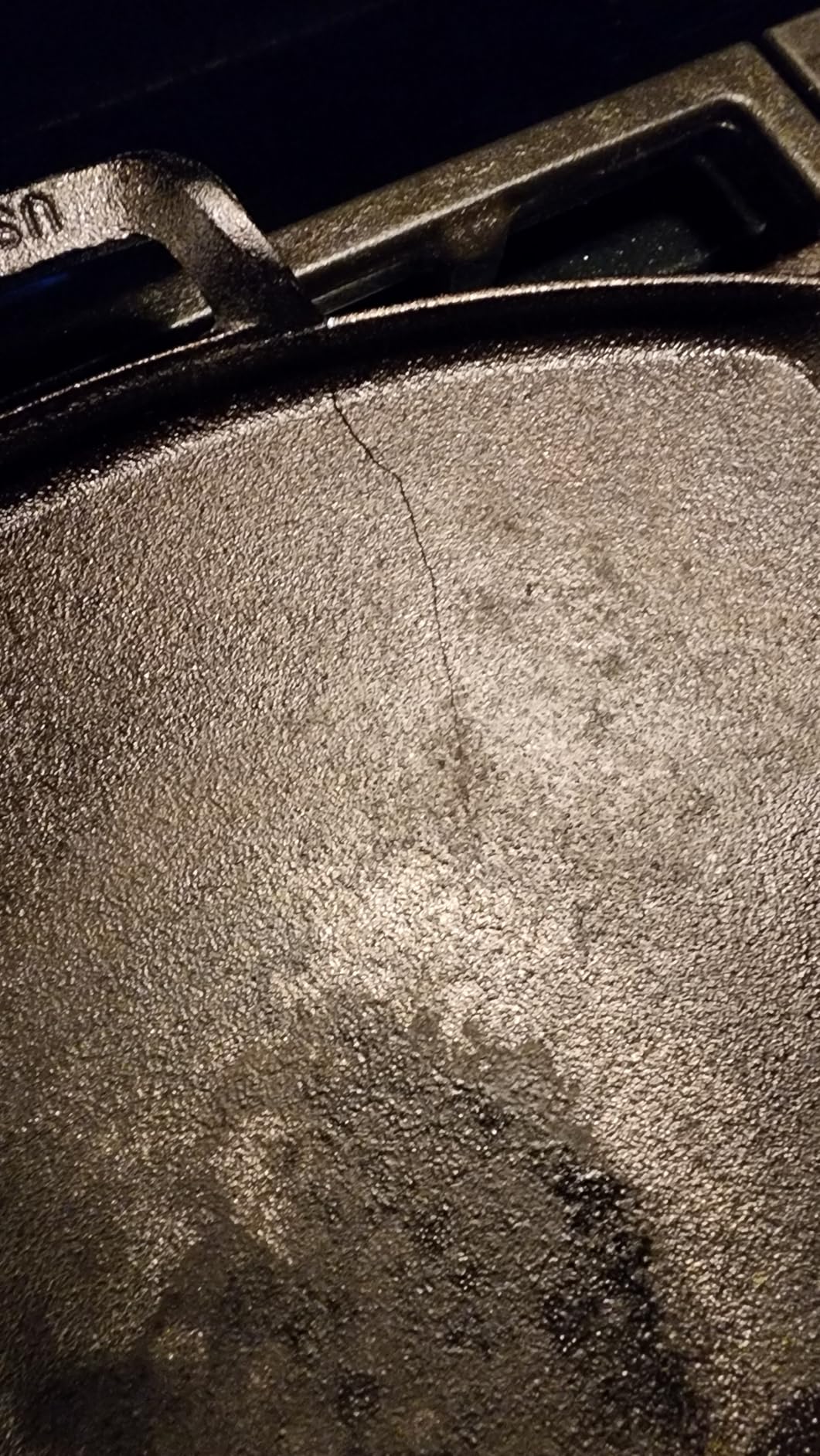 Lodge Blacklock 10 x 20 Cast Iron Double Burner Griddle - Triple Seasoned - For Indoor & Outdoor Cooking - Fits Over Two Burners - Easy Cleanup - Non-Toxic Material customer photo 1