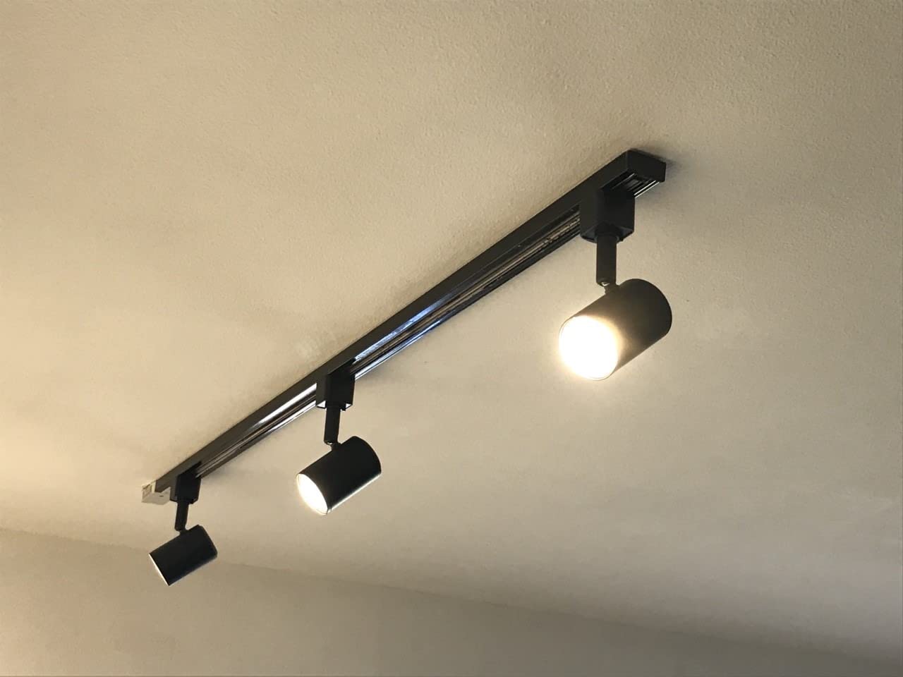 mirrea 12 Pack LED Track Lighting Heads Compatible with Single Circuit H Type Rail Ceiling Spotlight for Accent Task Wall Art Exhibition Lighting 6.5W 3000K Warm White 24deg Black Painted customer photo 2