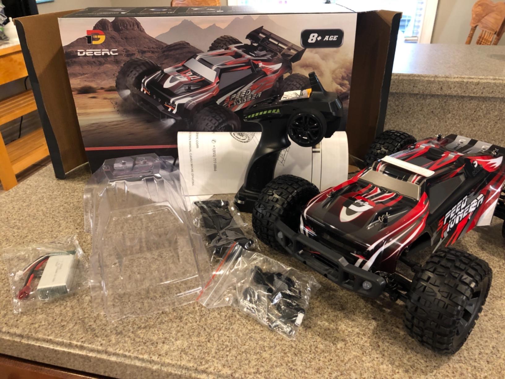 DEERC 9206E DIY Extra Shell 1:10 Scale Large RC Cars, 48+ KM/H Hobby Grade High Speed Remote Control Car for Adults Boys, All Terrain 4WD 2.4GHz Off Road Monster RC Truck with 2 Battery for 40+ Min Play customer photo 2