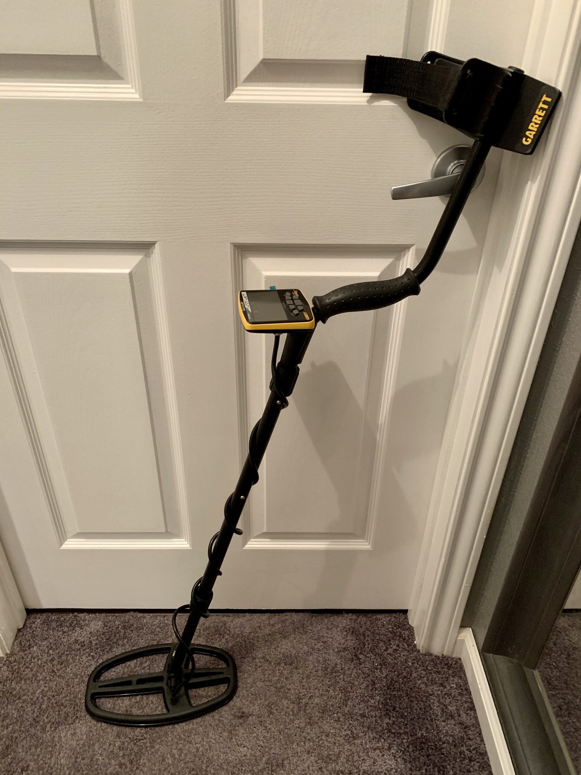Garrett ACE Apex Metal Detector for Adults Professional - Wireless Ready, Waterproof Search Coil, Multi Frequency, Multi Salt Mode, Rechargeable Battery customer photo 2