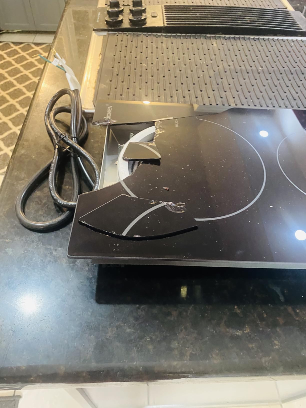 Electric Cooktop 2 Burners 220V~240V, Built-in 12 Inch Ceramic Burners, Double Glass Stove Top, Apartment Size Electric Radiant Cooktop with Hard Wire, 3000W, No Plug customer photo 1