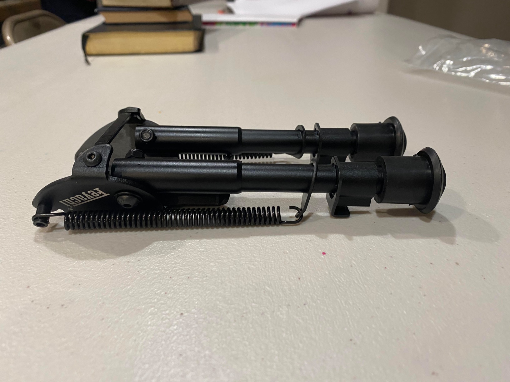 Feyachi B13 Tactical M-LOK Bipod 6-9 Inch Lightweight Rifle Bipod Directly Attach to M-LOK System for Hunting and Shooting customer photo 1