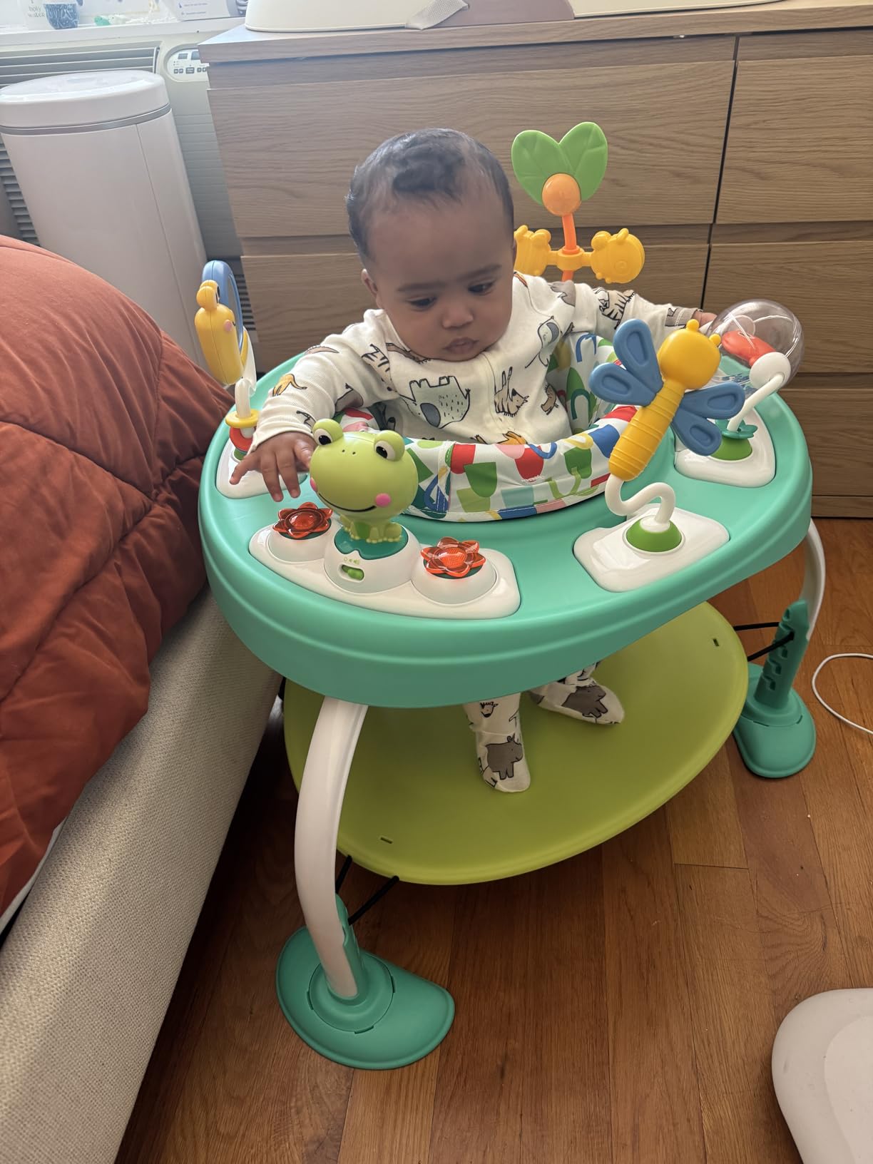 Bright Starts Bounce Bounce Baby 2-in-1 Activity Jumper & Table - Playful Palms customer photo 1