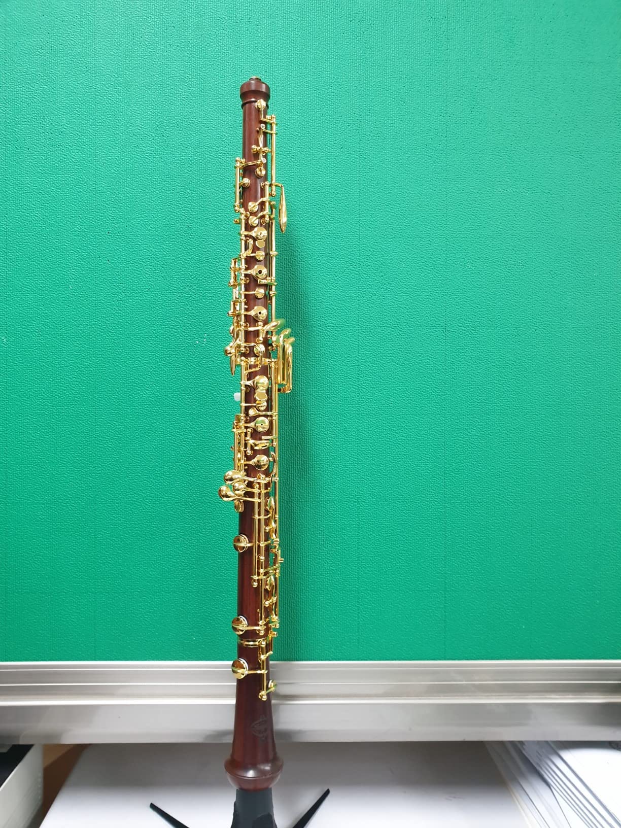 Rochix Oboe Beginner Student Level SH15 Composite Wood Body Silver Plated Semi Automatic C Tone with Reeds, Cleaning Cloth, Oboe Swab, Thumb Rest, Case and More customer photo 1