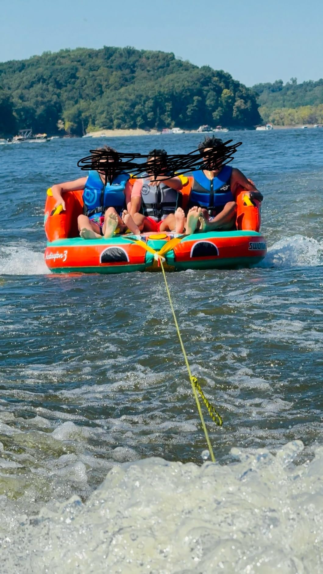 Swonder 3 Person Towable Tubes for Boating, Water Tubes for Boats to Pull, Heavy-Duty Front & Back Tow Points Inflatable Boat Tube with Stronger 840D Nylon Cover customer photo 2