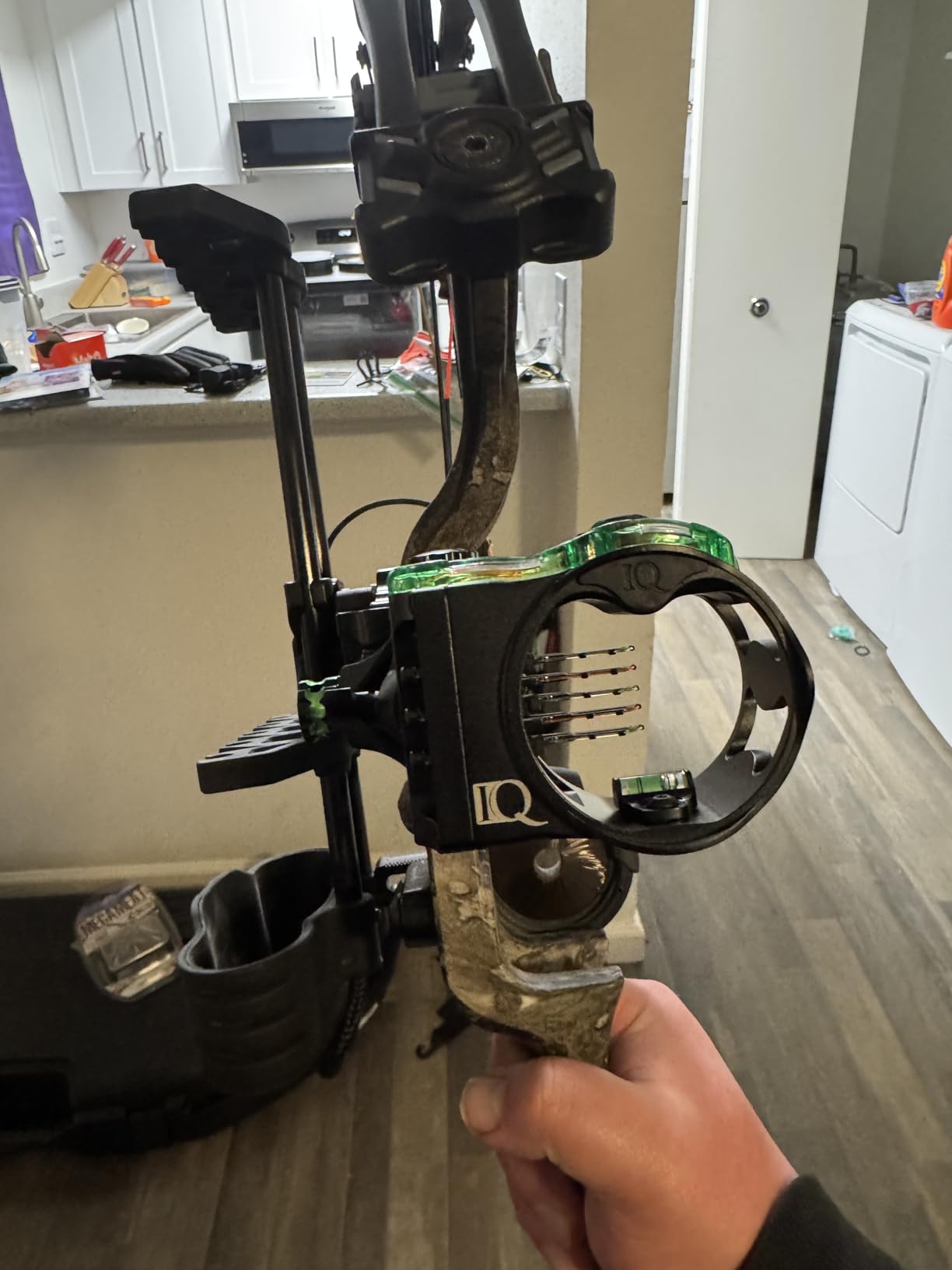 IQ Micro 5-pin Bowsight -New for 2021- All-aluminum, Patented Retina Lock Alignment Technology, Enhanced Fiber Optic Containment, Tool-free Adjustment, Available in Right & Left Hand customer photo 1