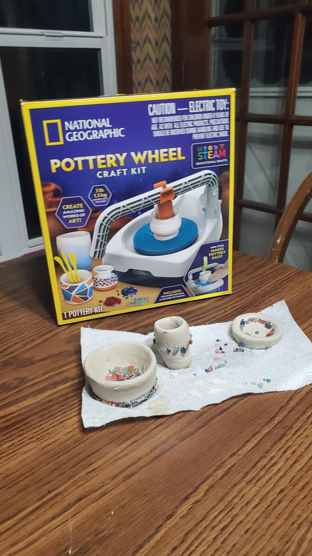 NATIONAL GEOGRAPHIC Pottery Wheel for Kids - Complete Pottery Kit for Beginners, Plug-in Motor, 2 lbs. Air Dry Clay, Sculpting Clay Tools, Apron & More, Patented Design, Craft Kit customer photo 1