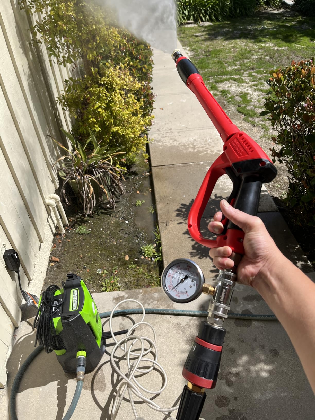 Sun Joe 1600 PSI (1.2 GPM) Electric Pressure Washer with 25, 40, Soap Applicator Nozzles customer photo 1