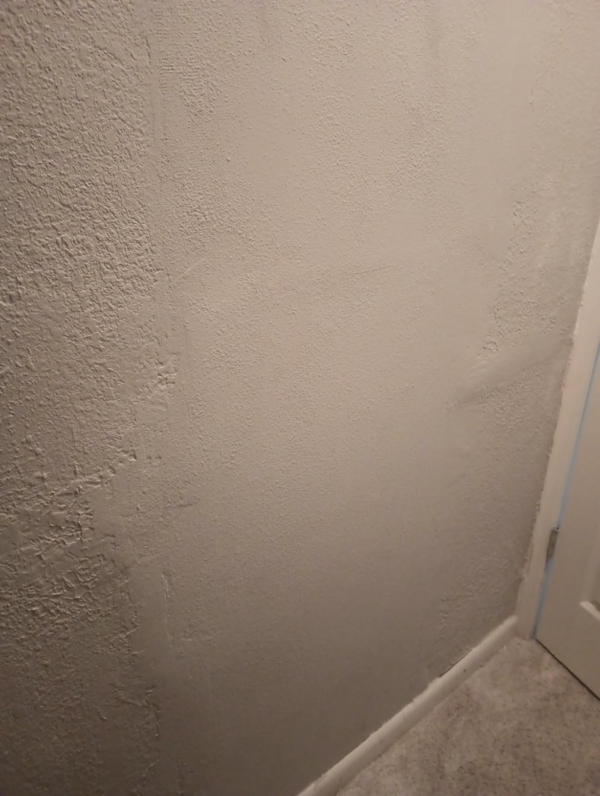Goldblatt Dust Free Hand Sander, Dustless Drywall Vacuum Sander, with 6.5 ft Hose, Sanding Pad, Adapter customer photo 1