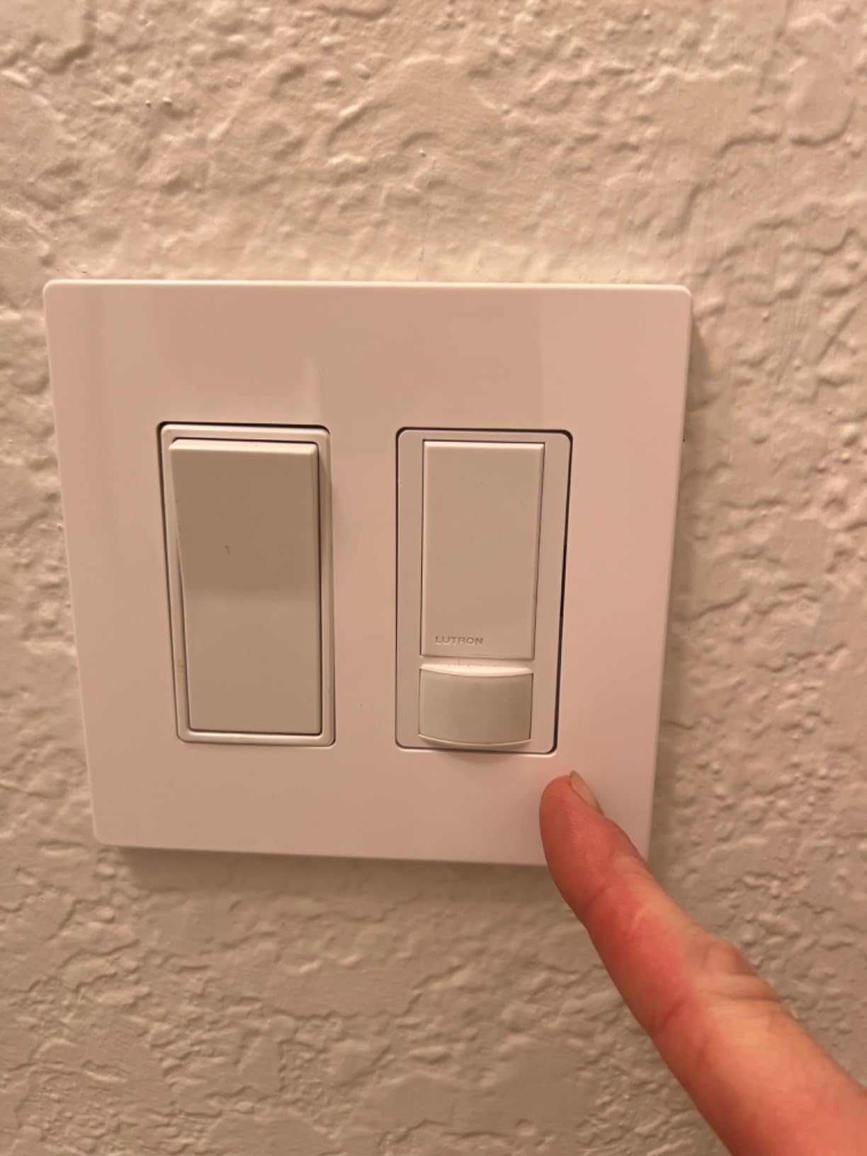 Kasa Smart Motion Sensor Switch, Single Pole, Needs Neutral Wire, 2.4GHz Wi-Fi Light Switch, Works with Alexa & Google Assistant, UL Certified, No Hub Required (KS200MP2), White, 2-Pack customer photo 2